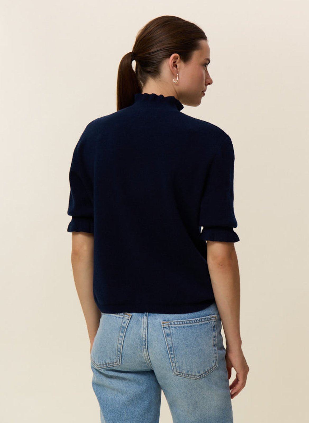 Straight-fit cashmere turtleneck with ruffled collar HIRCUS Blue