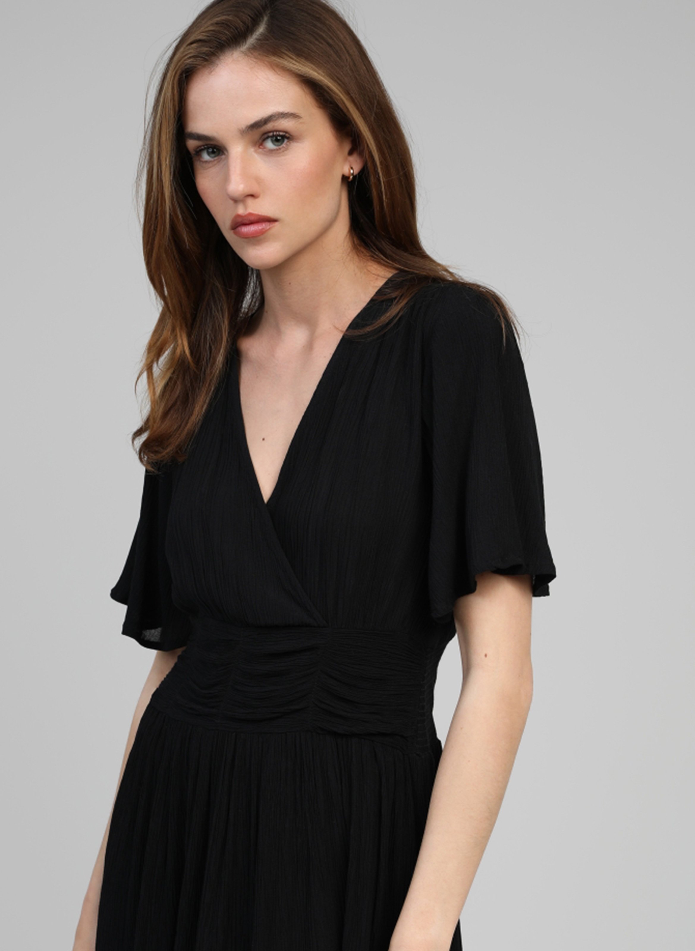 Korte jurk met V-hals AN'GE Black