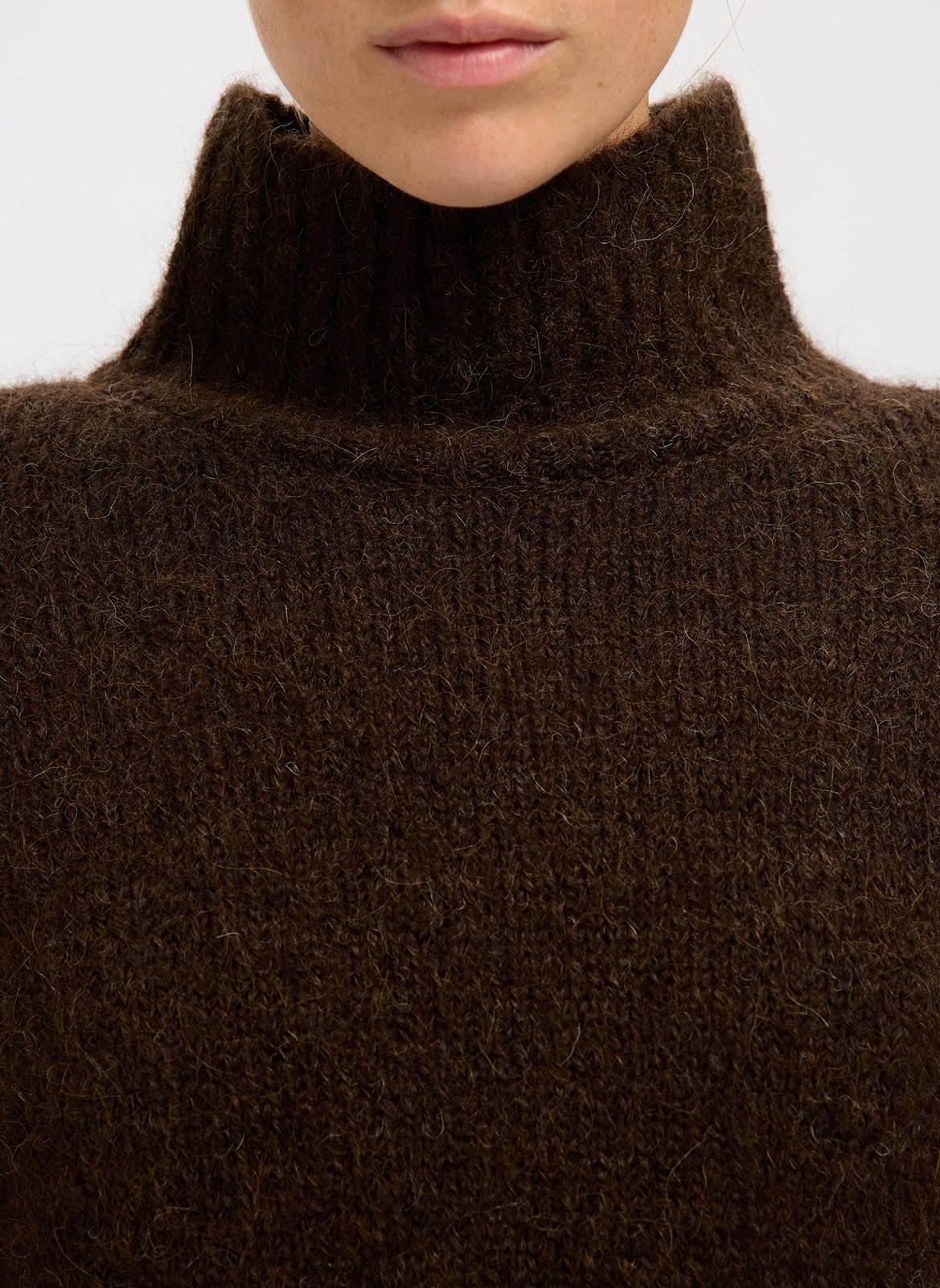 Pull col montant en laine mélangée SELECTED Marron