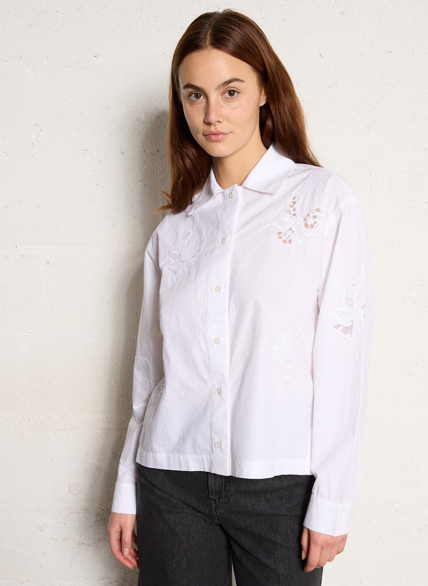 Chemise oversize col classique en coton bio brodé STELLA NOVA Blanc
