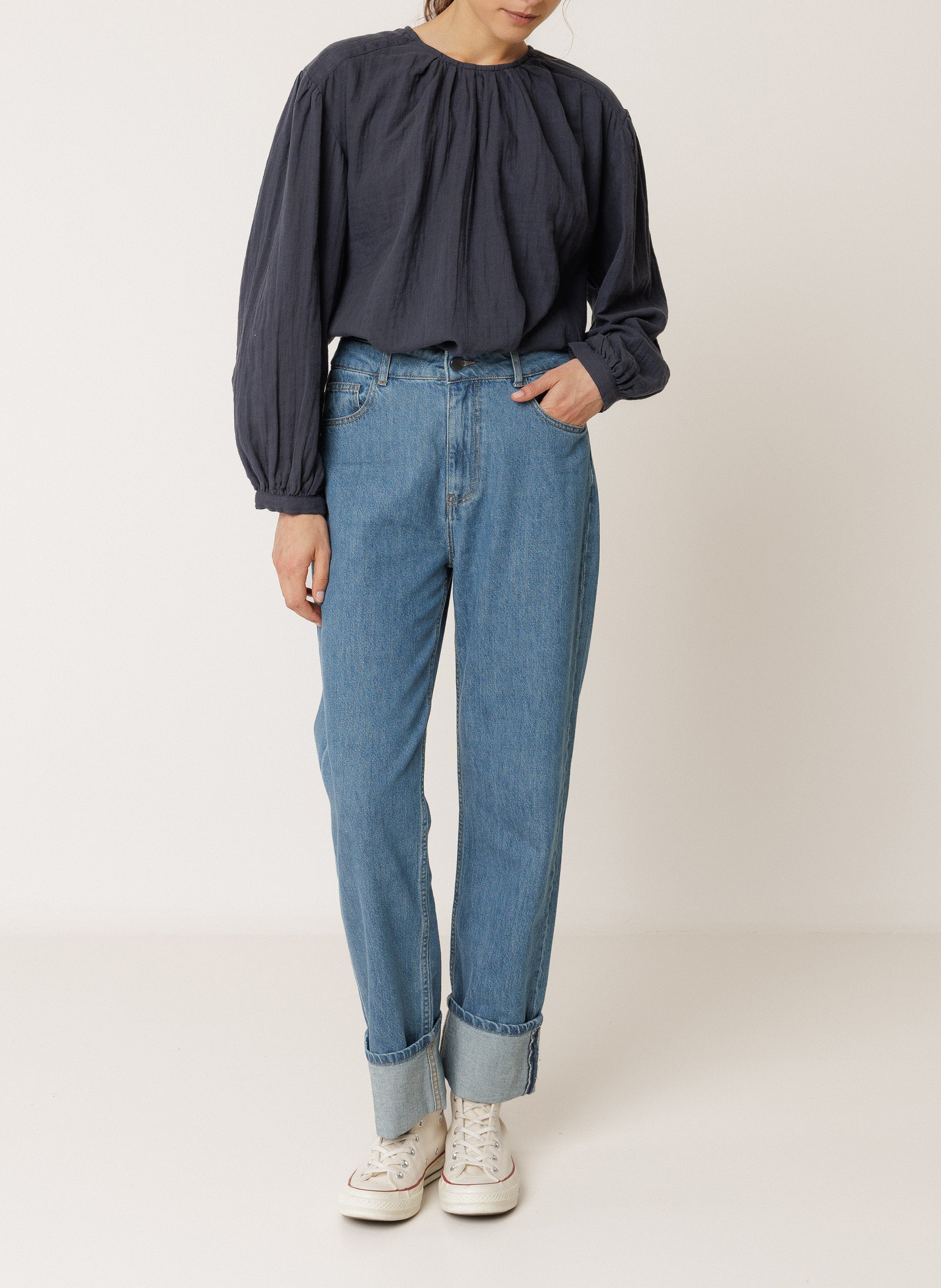 Blouse col rond ample unie INDI & COLD Bleu