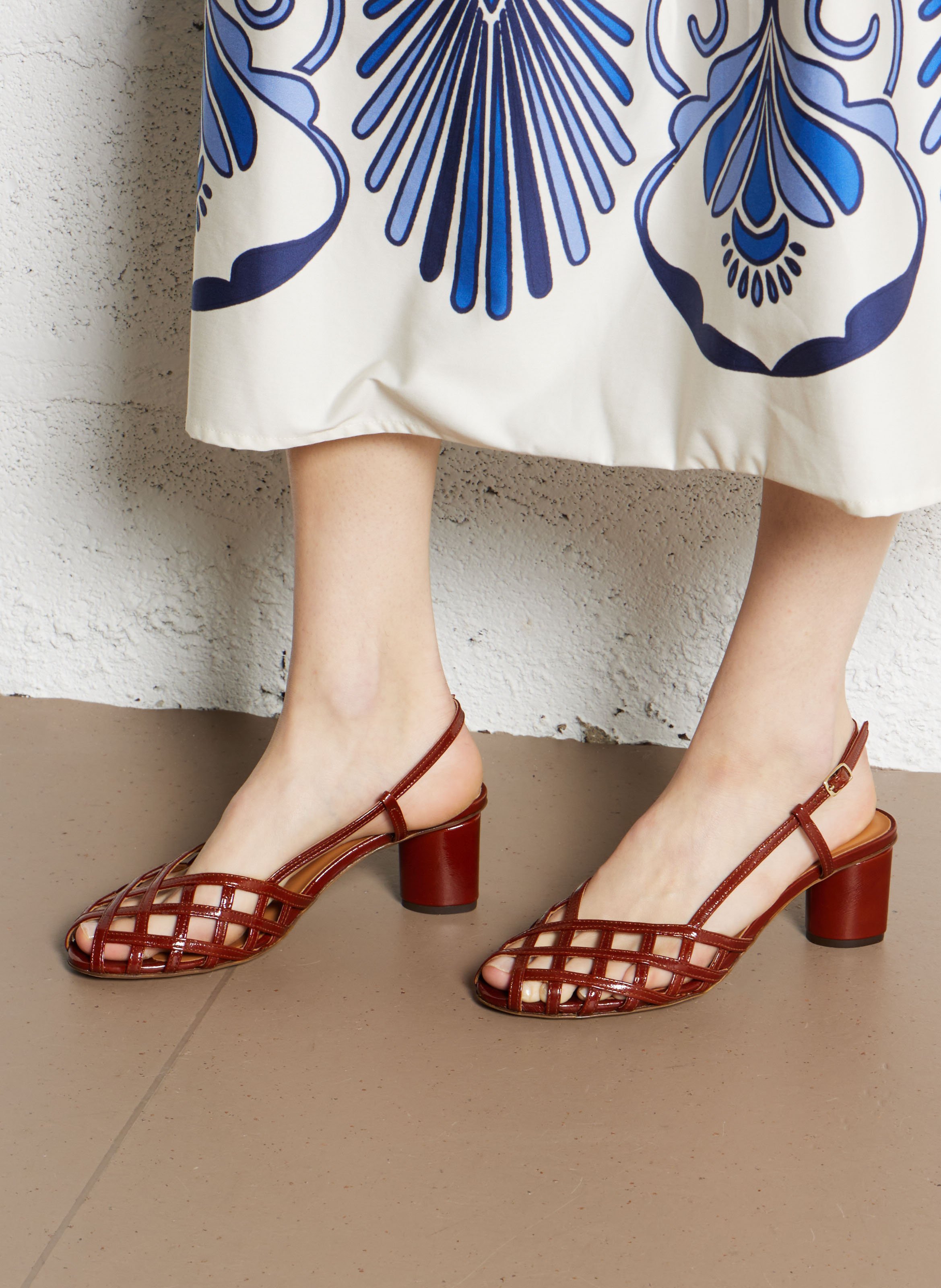 Sandales à talon en cuir vernis RIVECOUR Marron