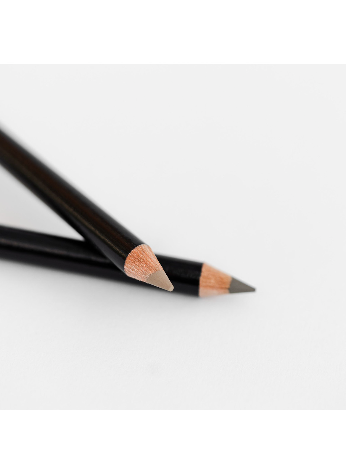 Eyebrow pencil DR. HAUSCHKA 01 brun clair