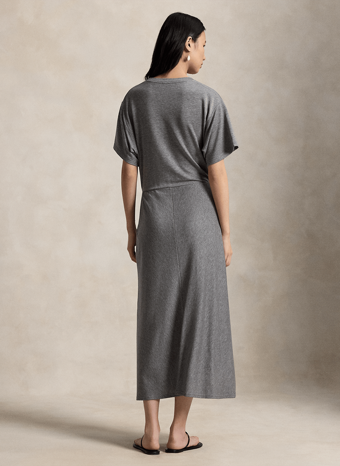 Vestido camiseta cuello redondo con detalle cruzado. POLO RALPH LAUREN Gris