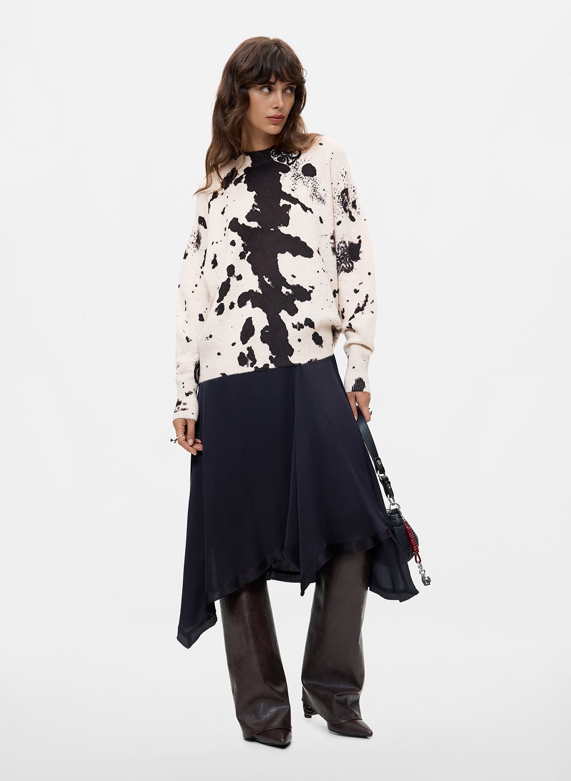 Round neck sweater with animal print DESIGUAL White