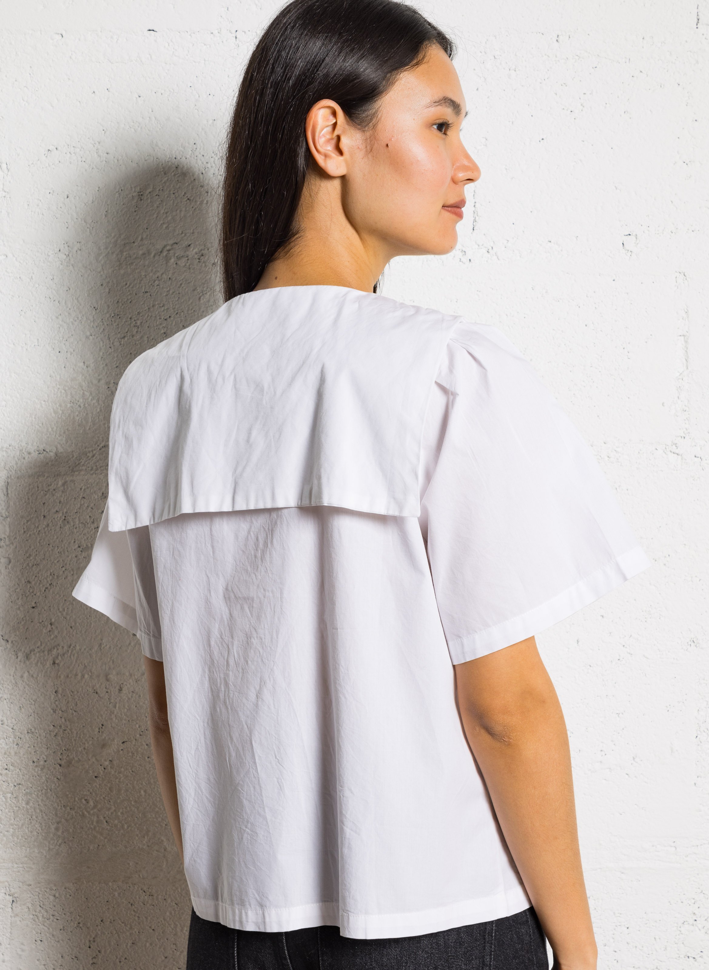 Kurzes Rundhals-Shirt aus Baumwolle Weiss