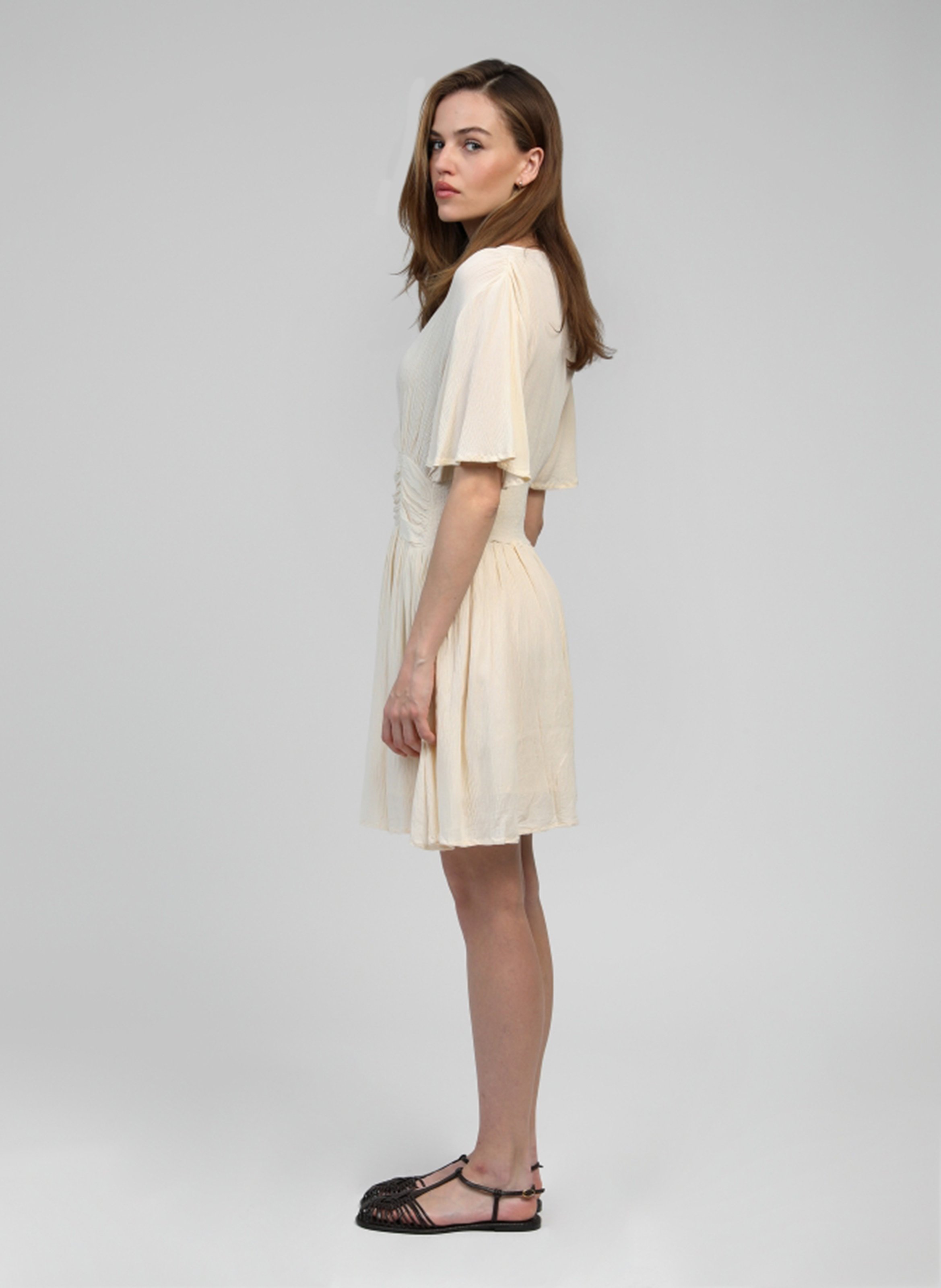 Korte jurk met V-hals AN'GE Beige