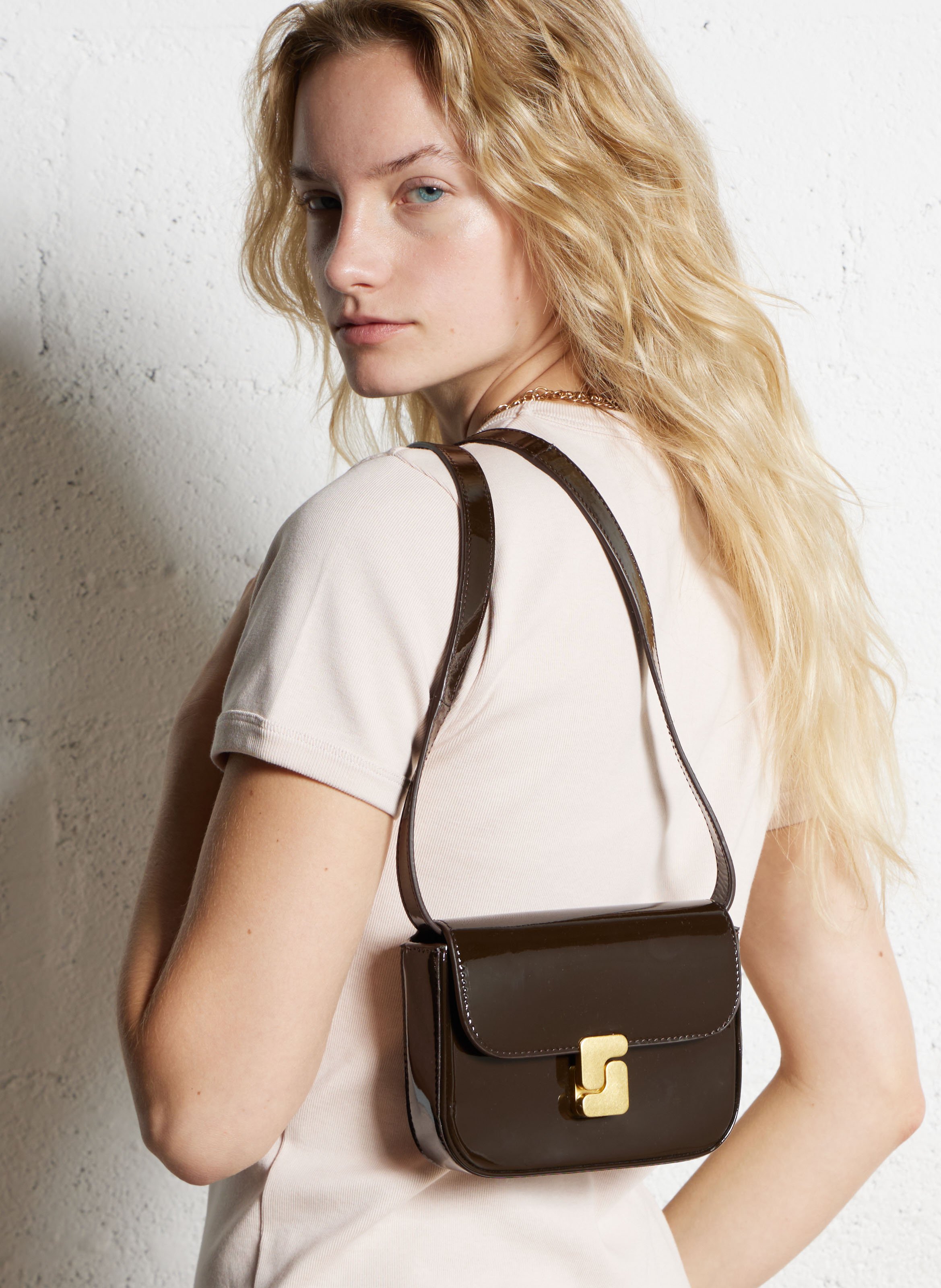 Patent leather shoulder bag SOEUR Brown