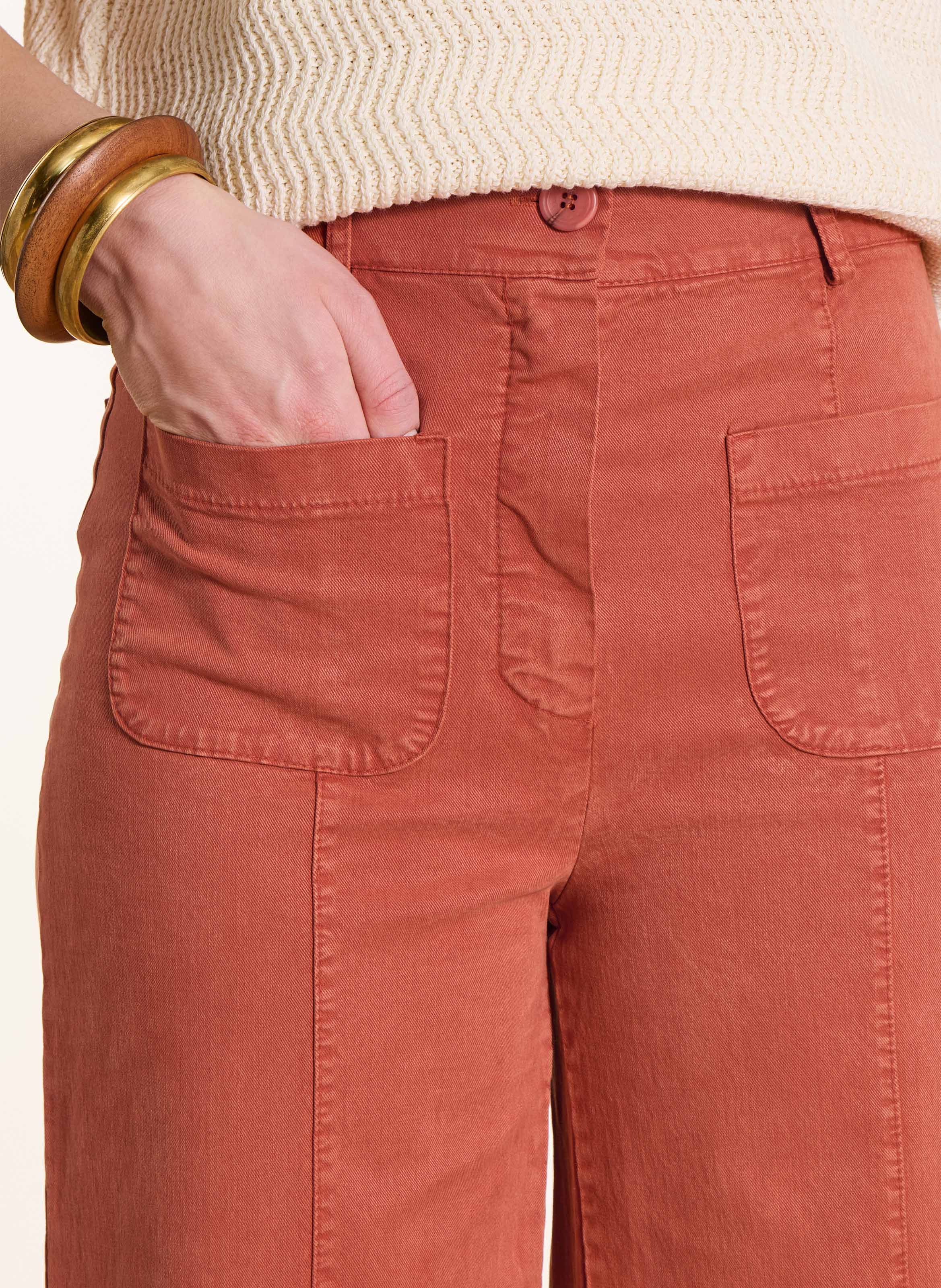 High-waisted flared pants Brown