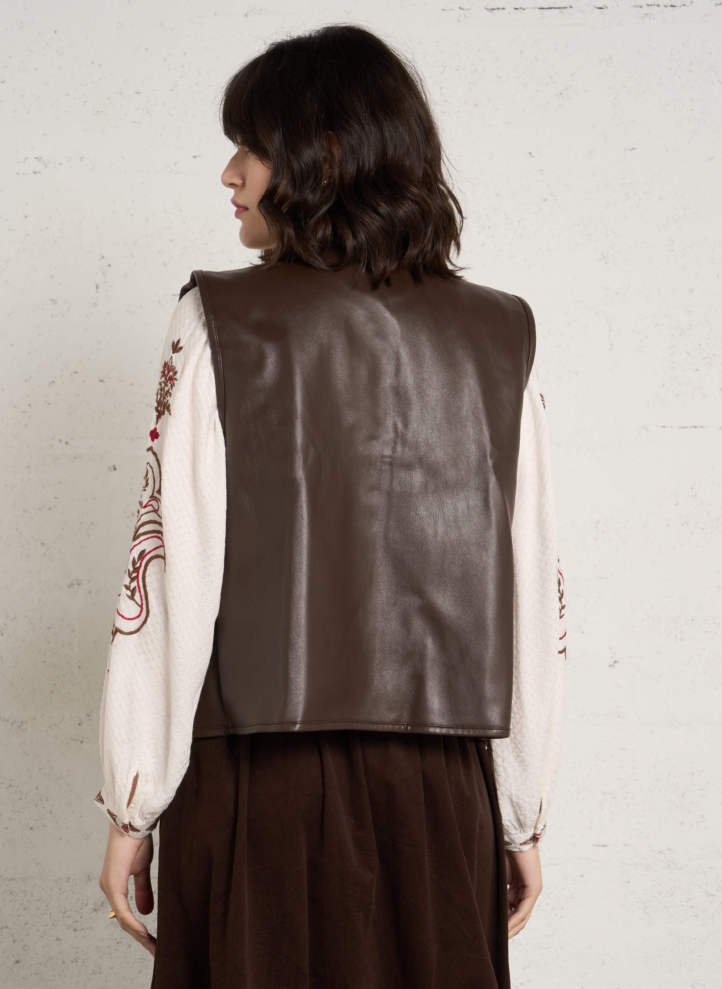Wendbare ärmellose gerade geschnittene Jacke LA PETITE ETOILE Braun