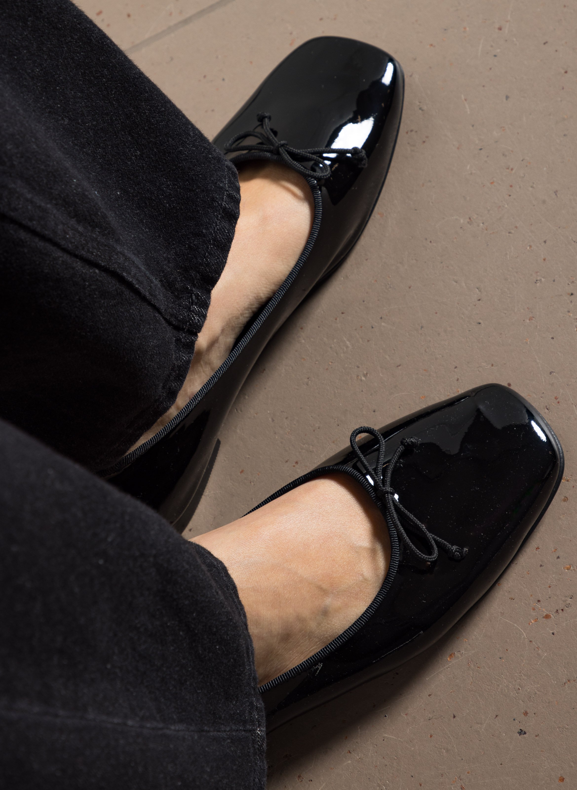 Jane patent leather ballet pumps COSMOPARIS Black