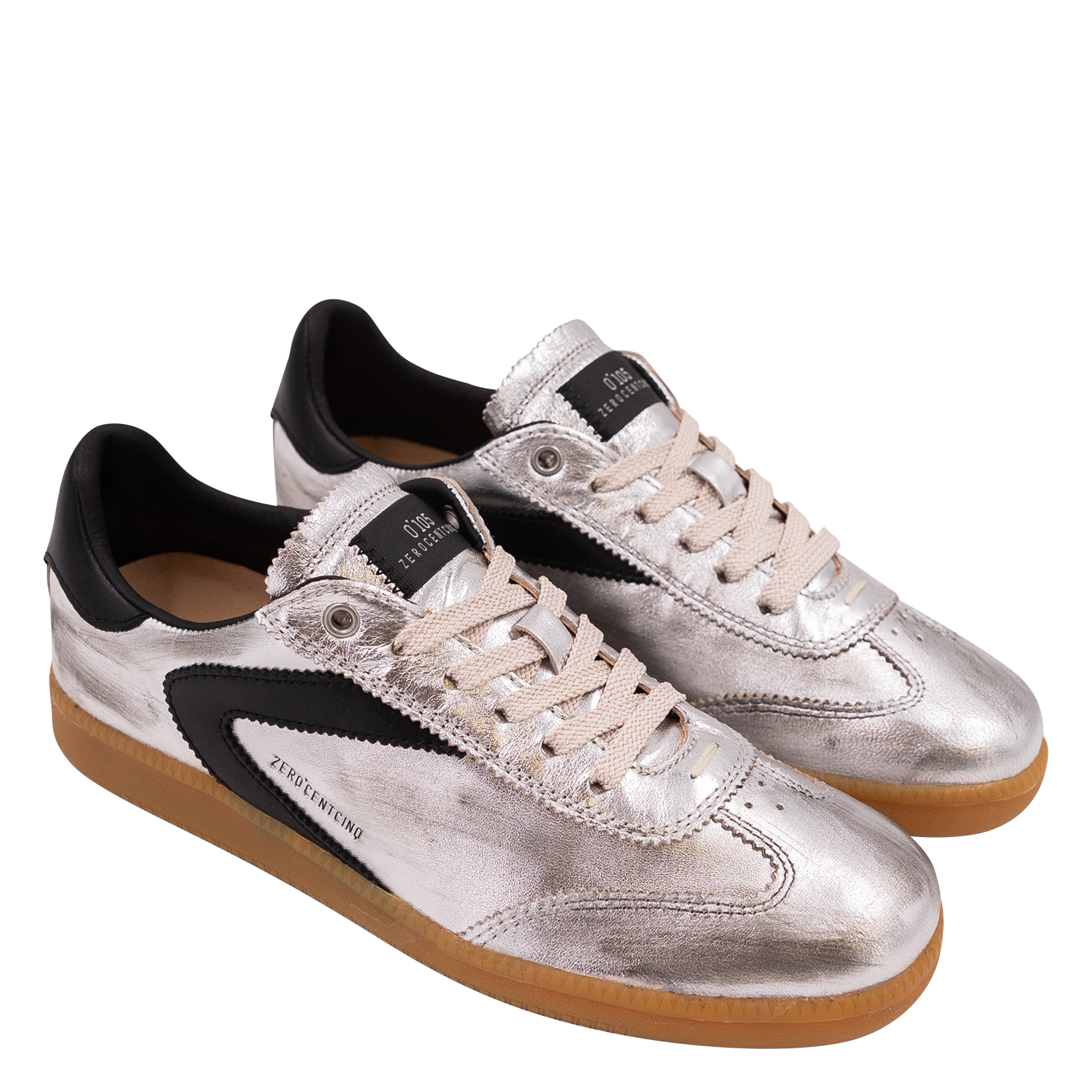 Niedrige Sneaker aus Leder mit Metallic-Effekt 0&#039;105 Silber