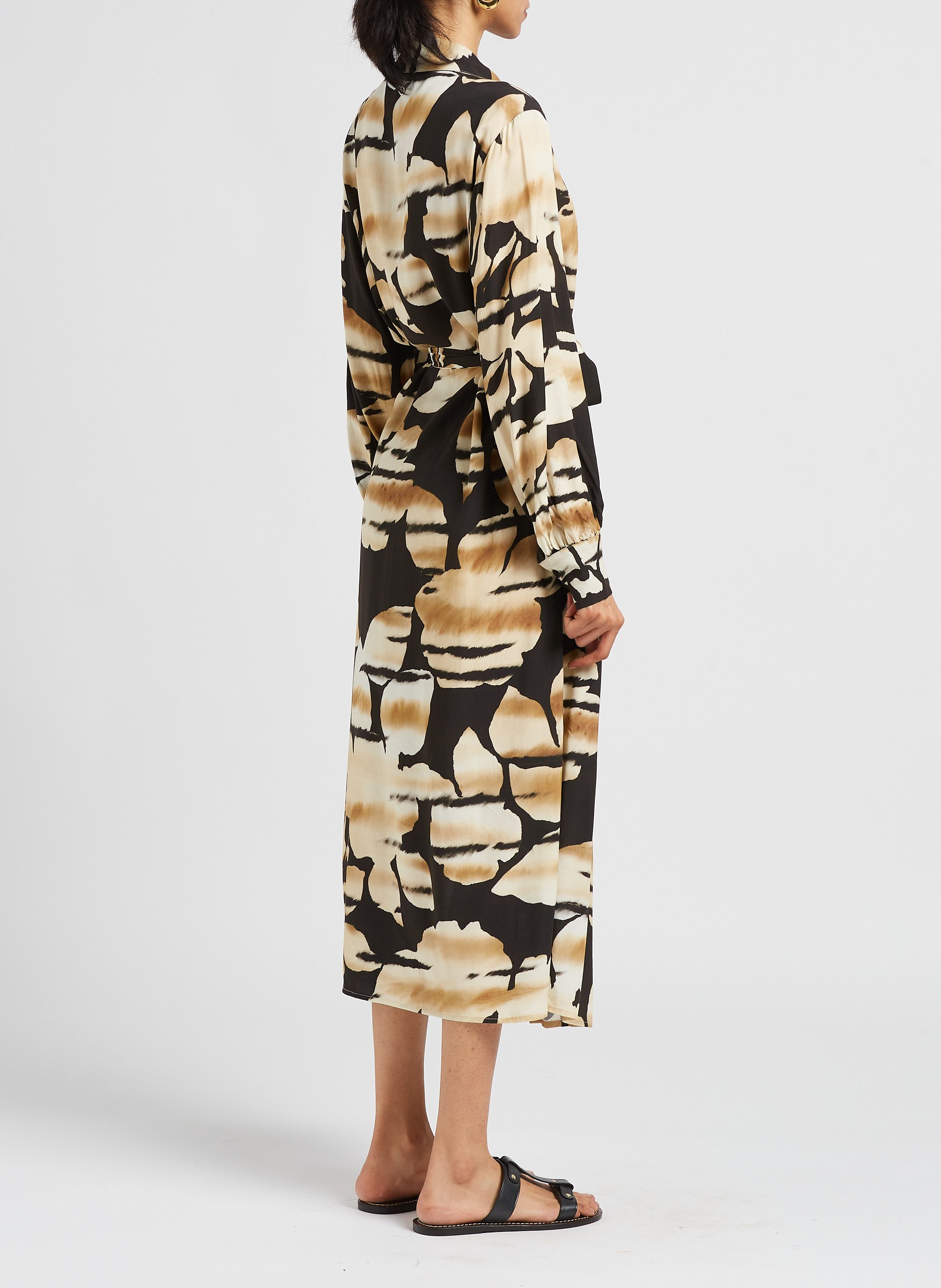Lange jurk met klassieke kraag en print PLEASE Beige