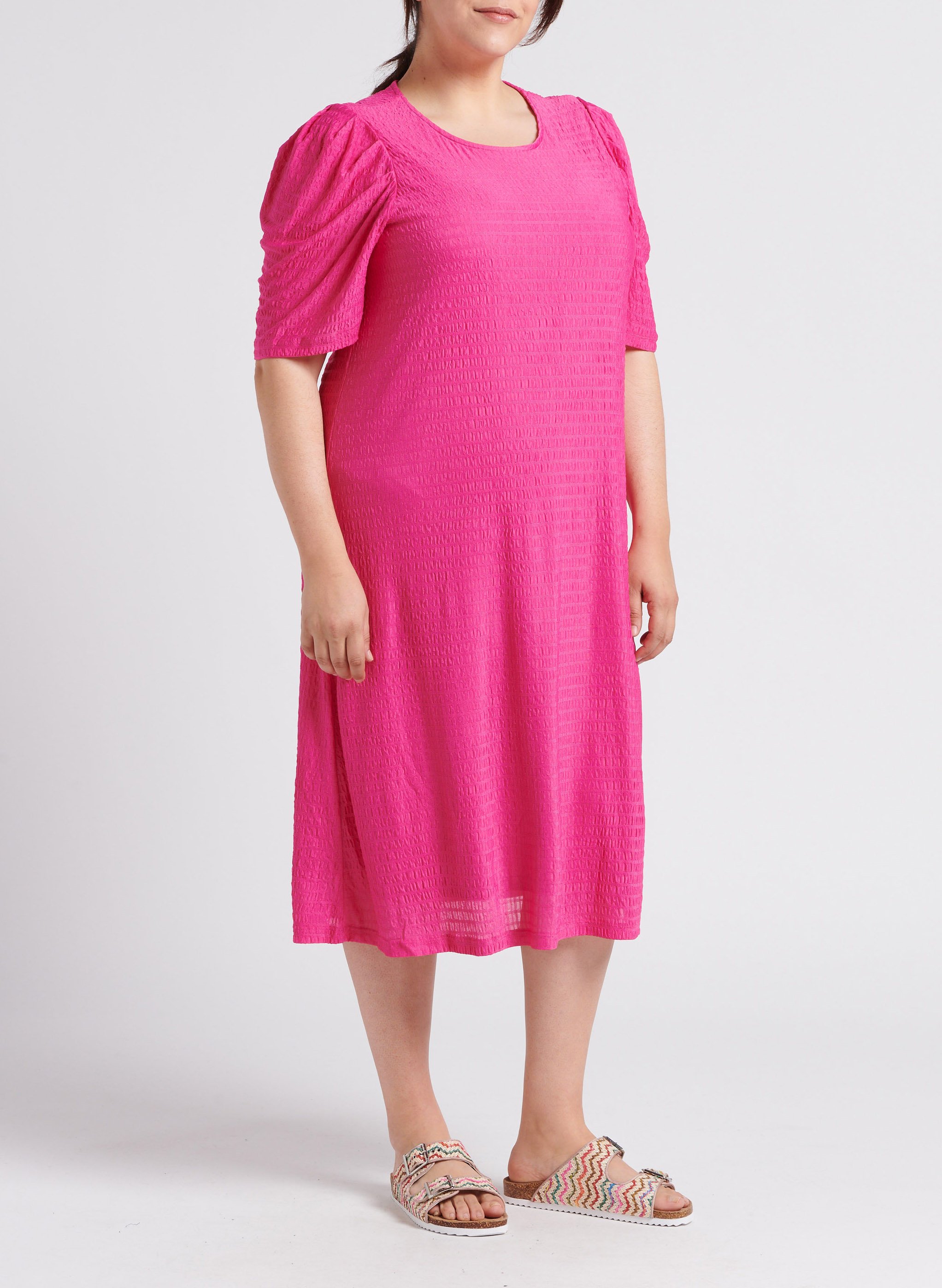 Round-neck midi dress EVOKED Pink