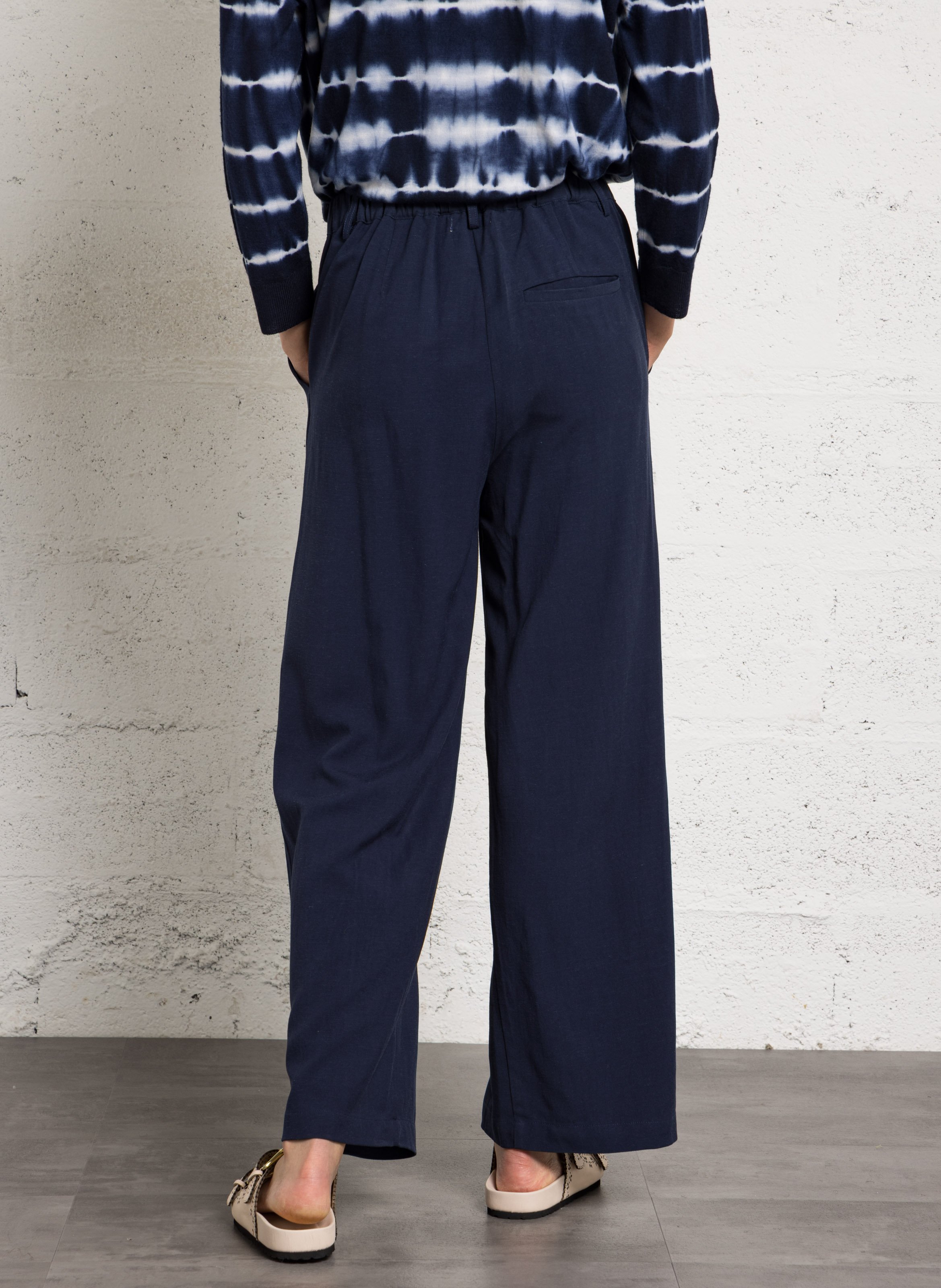 Fließende weite Hose BELLA JONES Blau