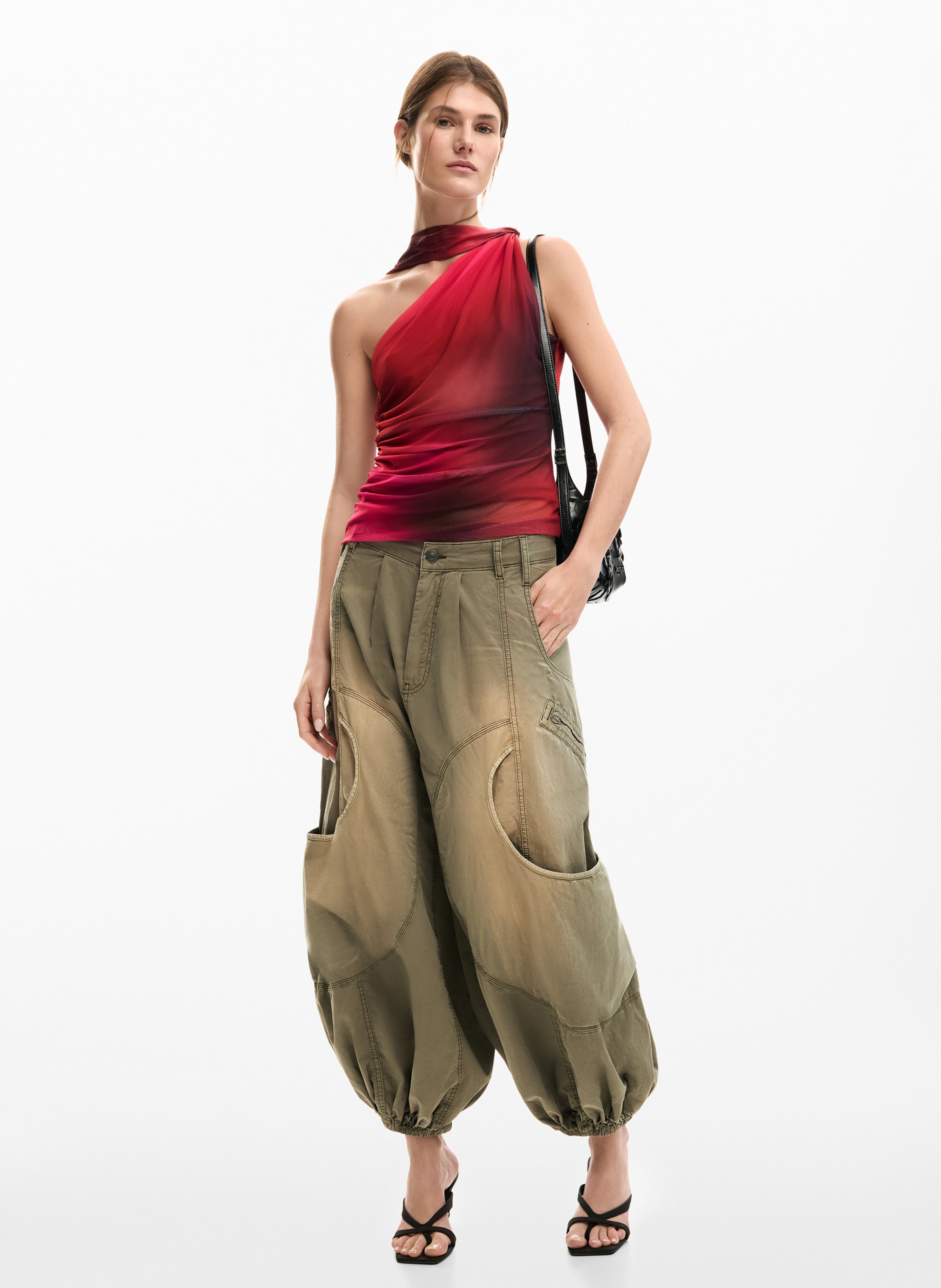 Mouwloze top met strikhalternek DESIGUAL Rood