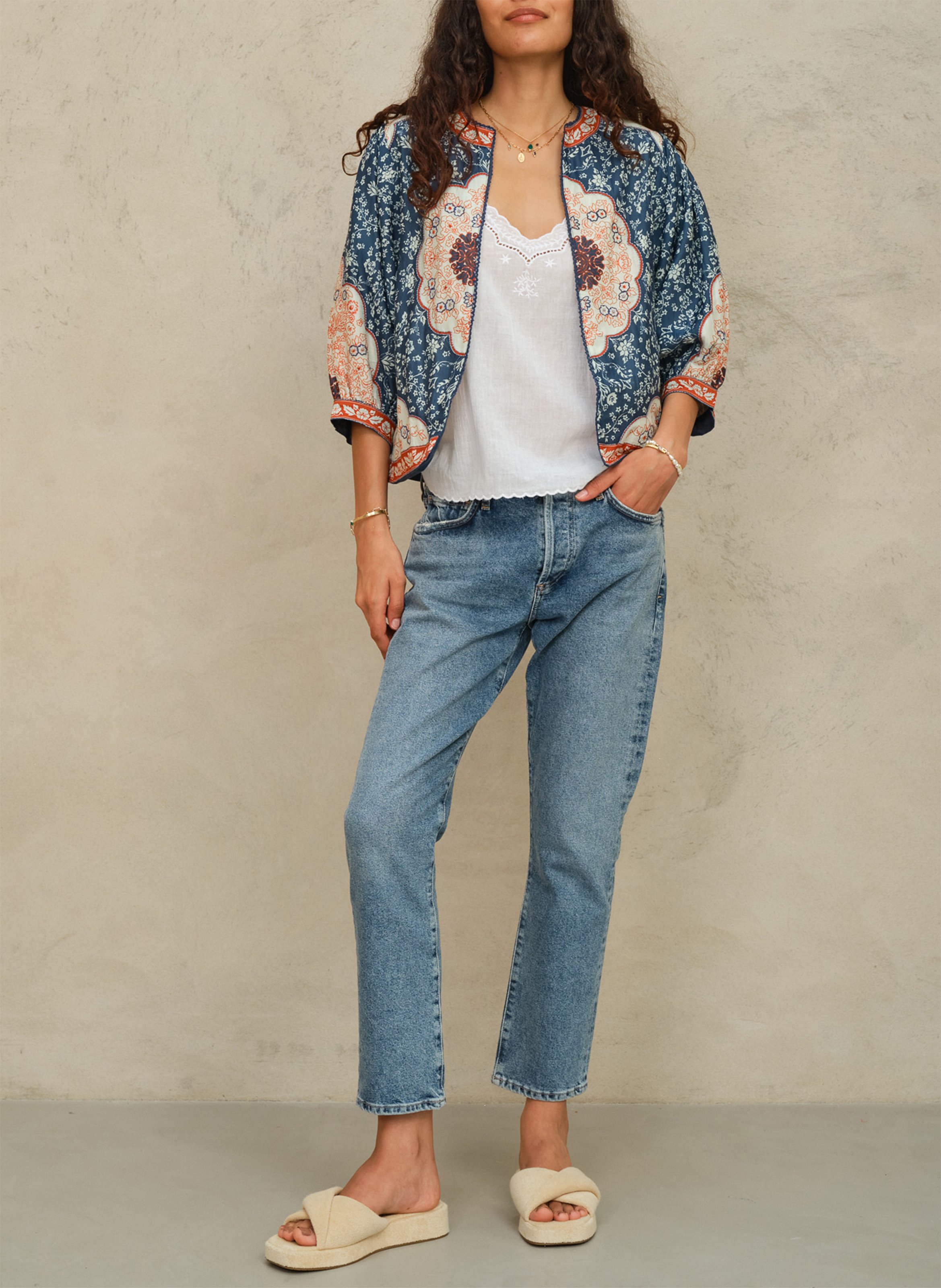 Recht katoenen jasje met ronde hals en print M.A.B.E Blauw