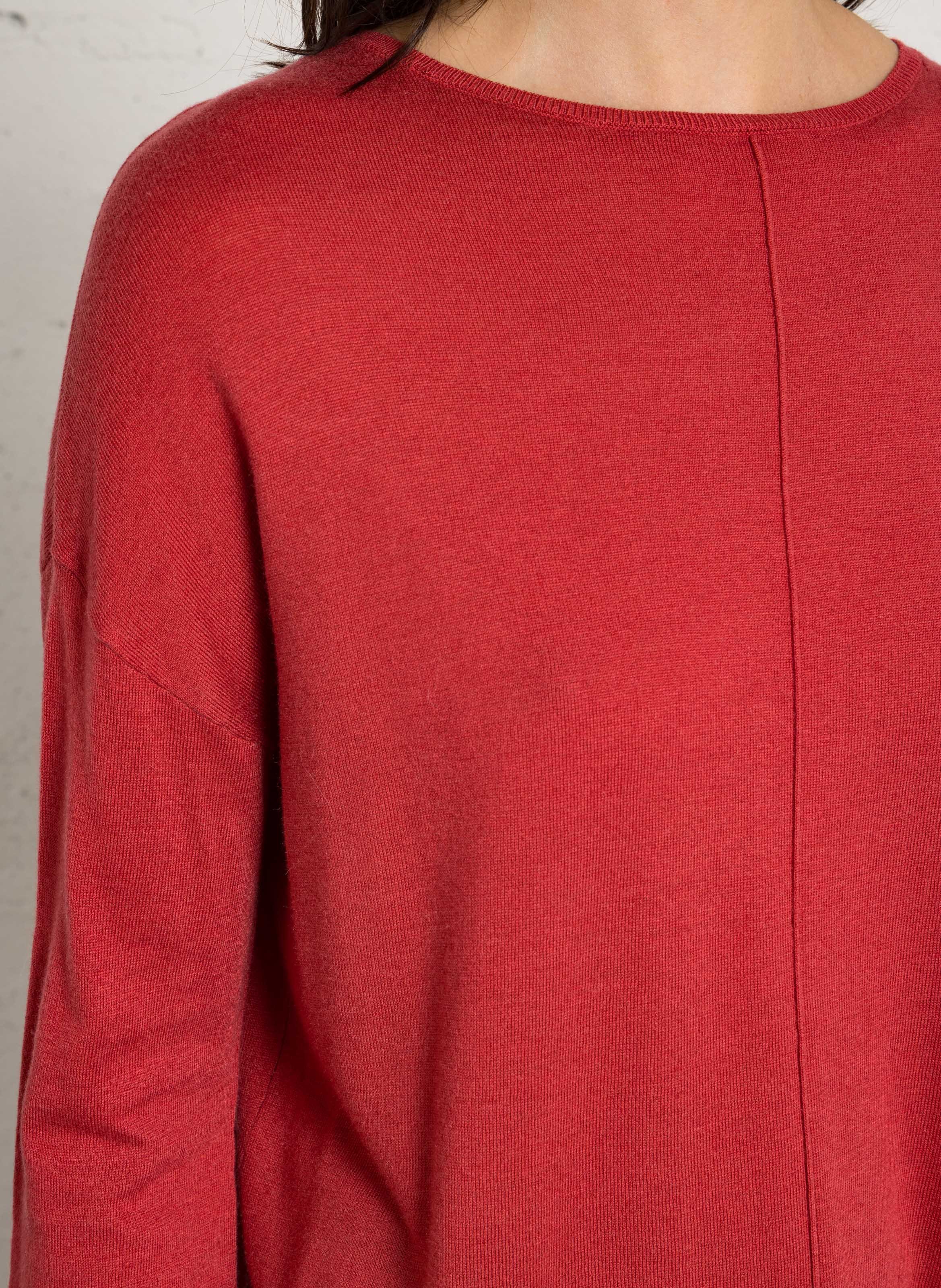Trui met boothals en lange mouwen in effen kleur. SUD EXPRESS Bruin