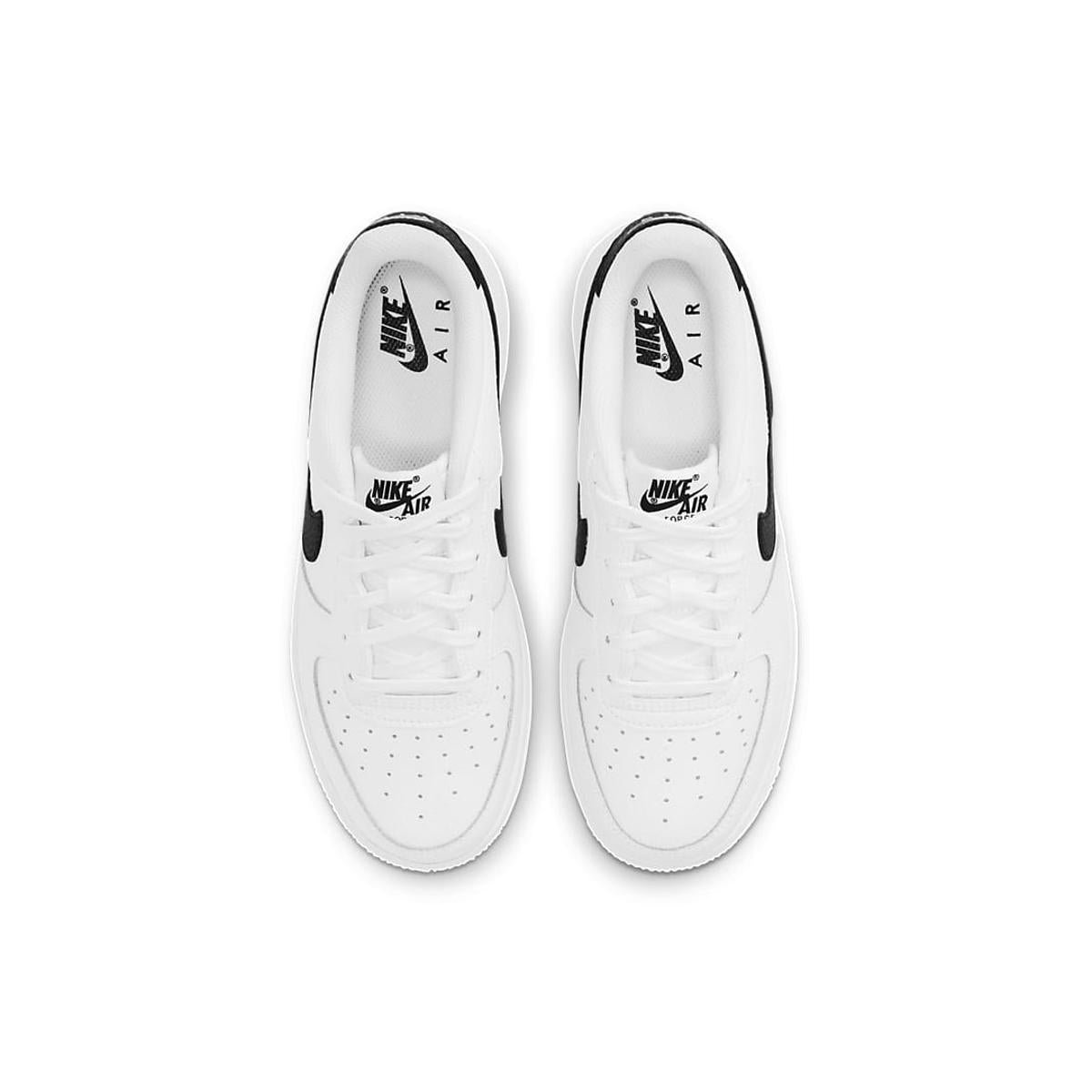 Low-top trainers NIKE White