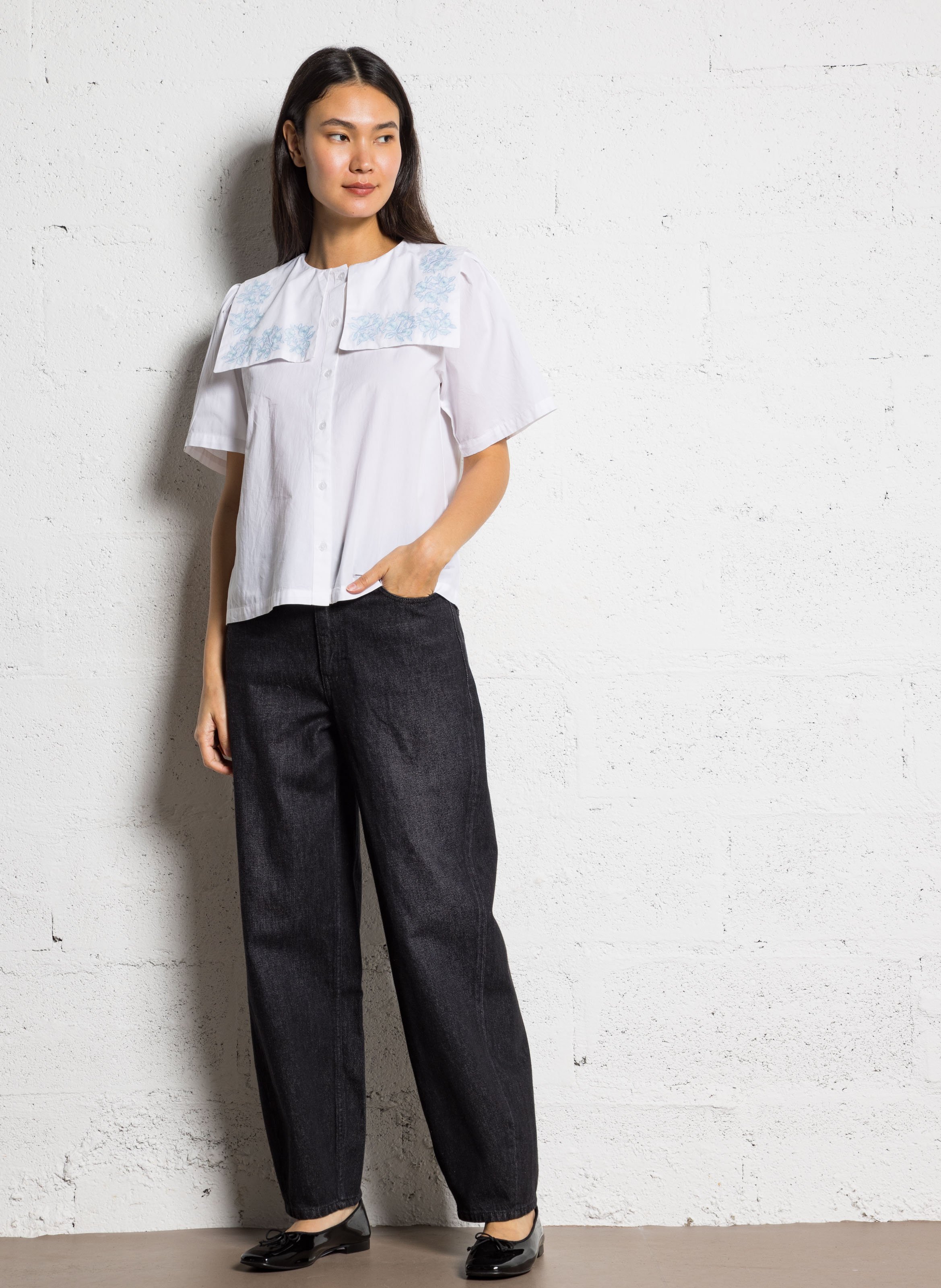 Kurzes Rundhals-Shirt aus Baumwolle Weiss