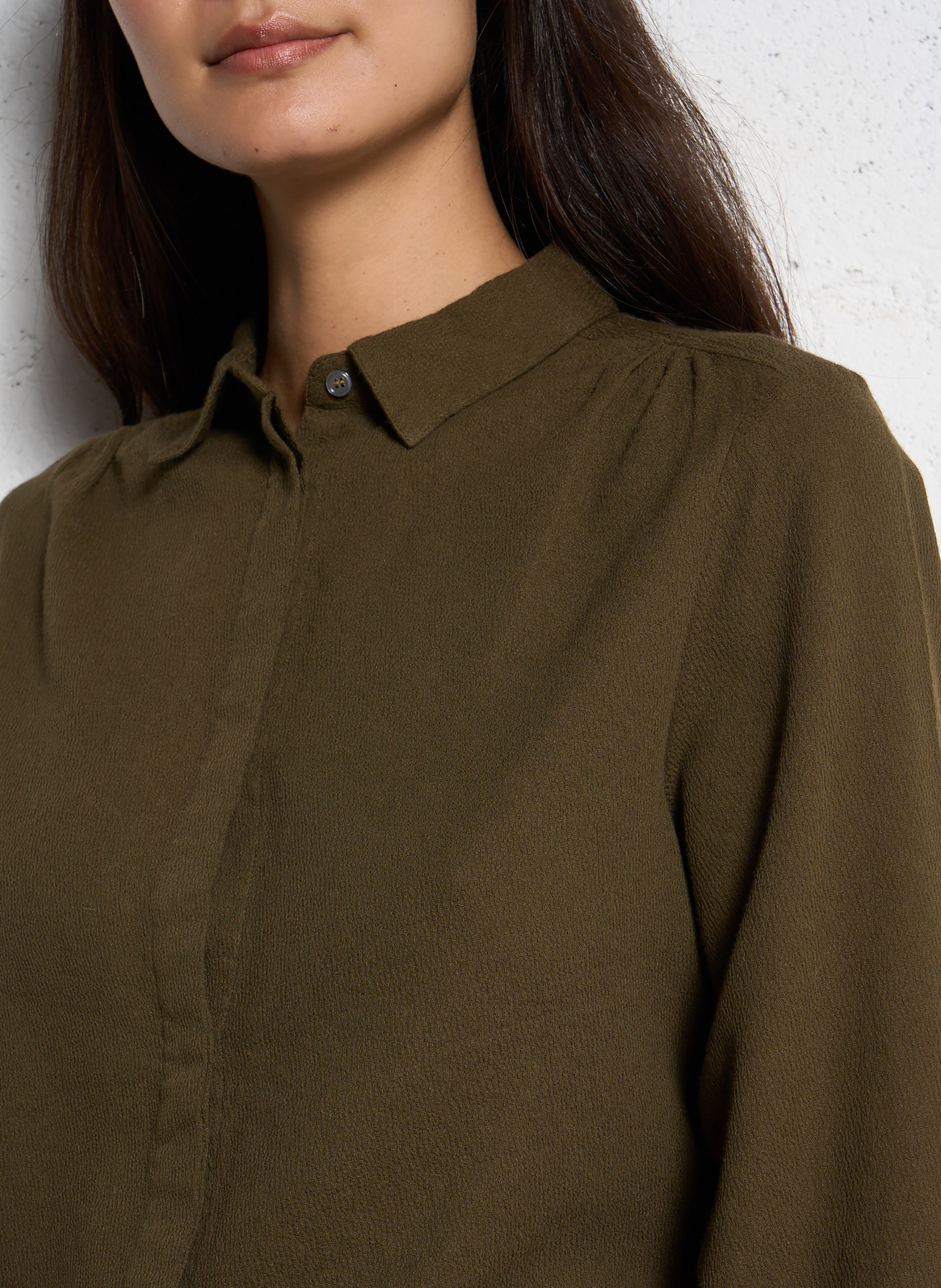 Chemise col classique en coton et en laine mélangés  POMANDERE Kaki