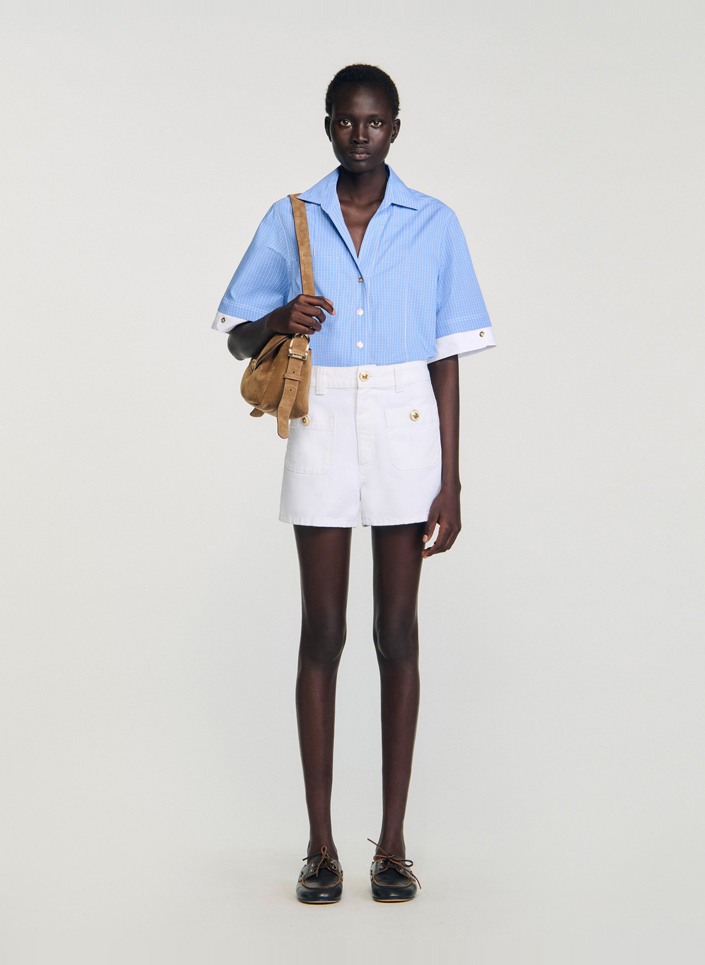 Short droit à détails boutonnés Blanc