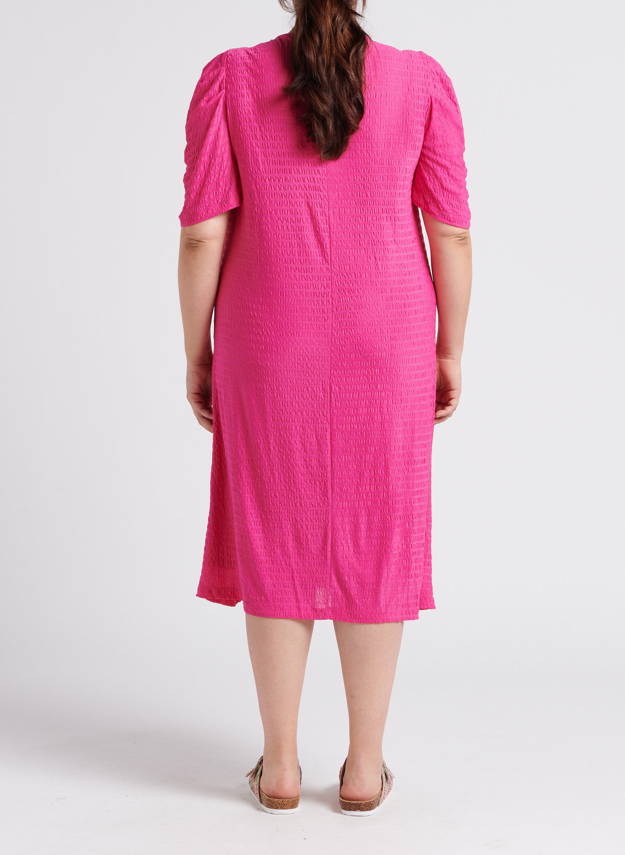 Round-neck midi dress EVOKED Pink