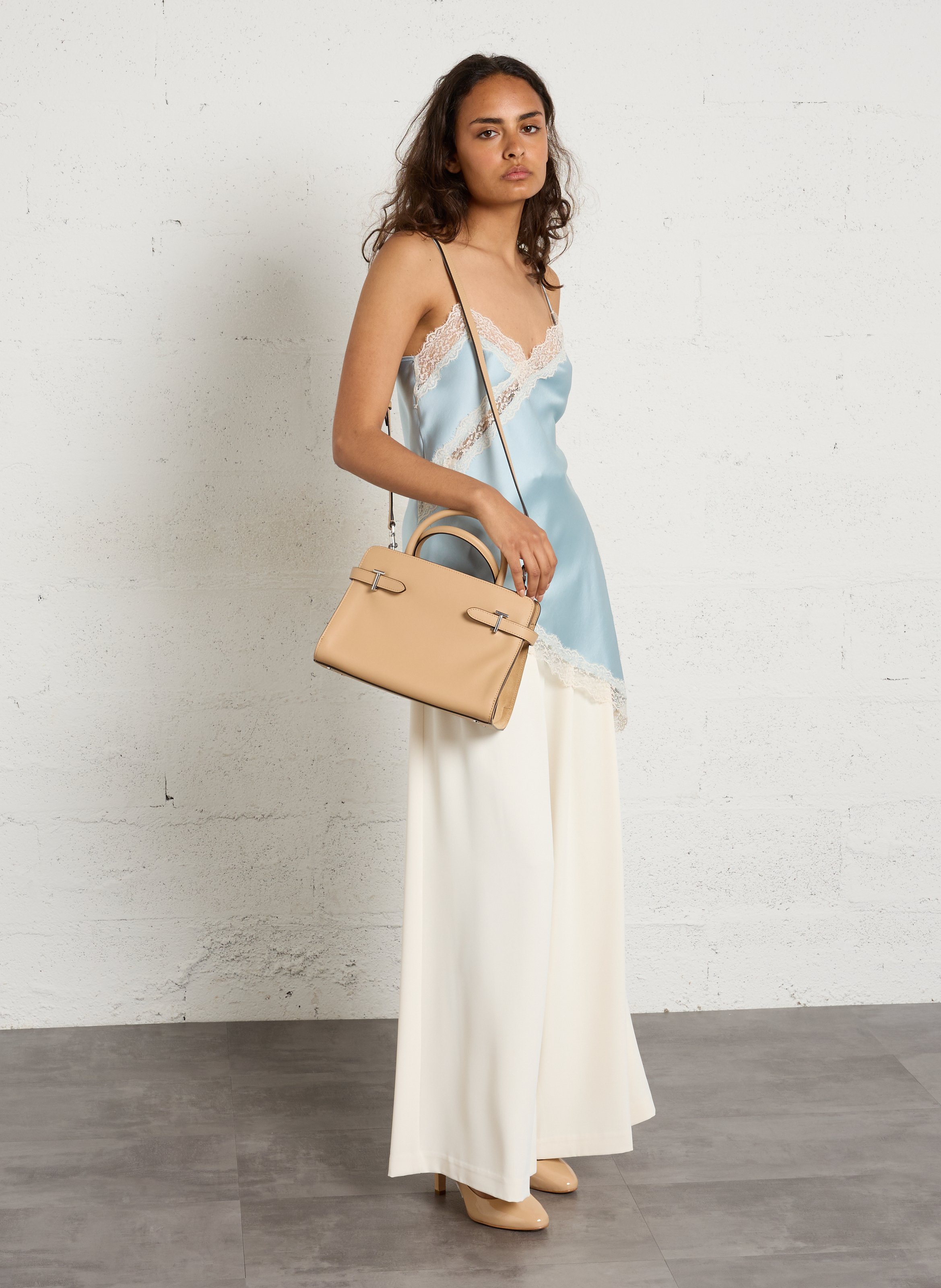 Bowlingtasche aus genarbtem Leder mit Reißverschluss LE TANNEUR Beige