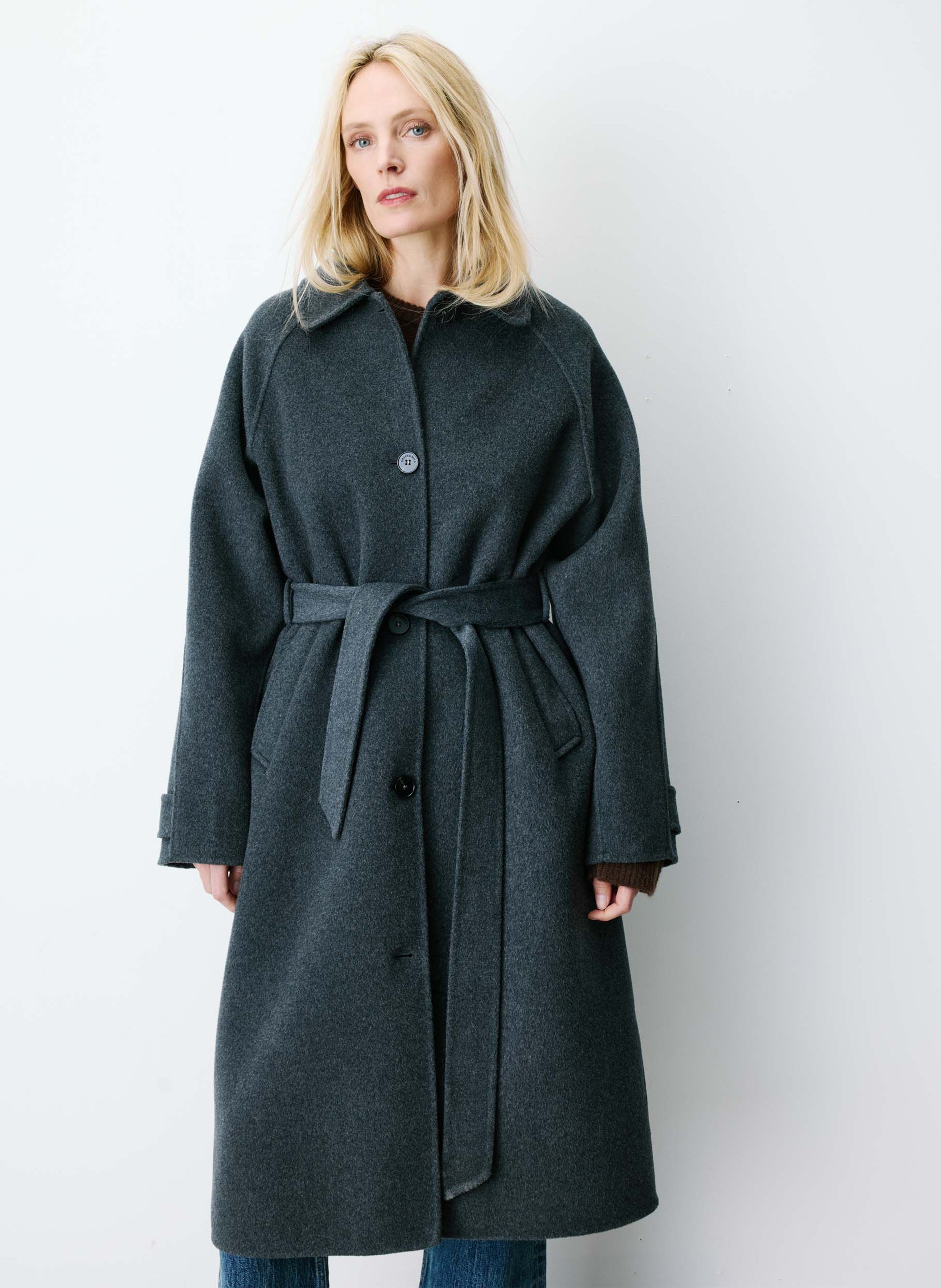 Manteau long ceinturée en laine mélangée  | Noir GRACE ET MILA Femme