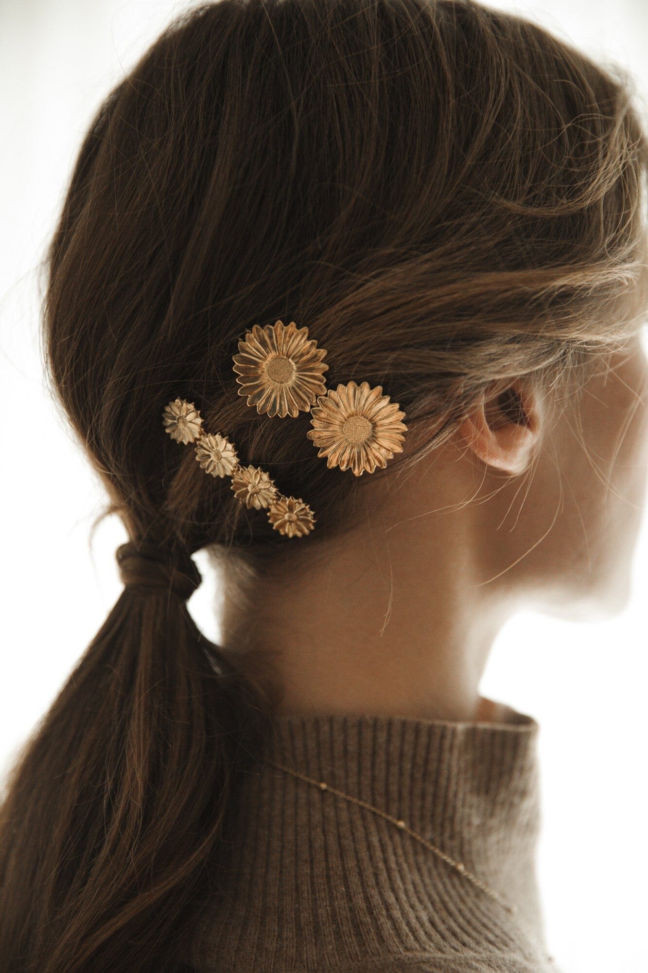 HESPÉRIS - fine gold-plated flower hair slide MONSIEUR SIMONE Silver