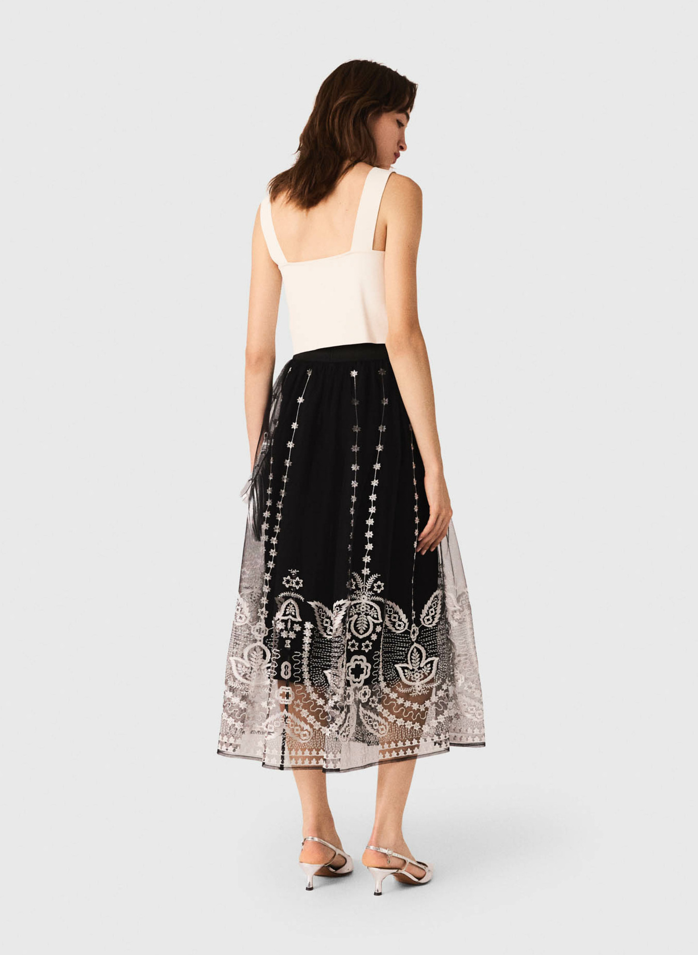 Top court col carré  MAJE Beige