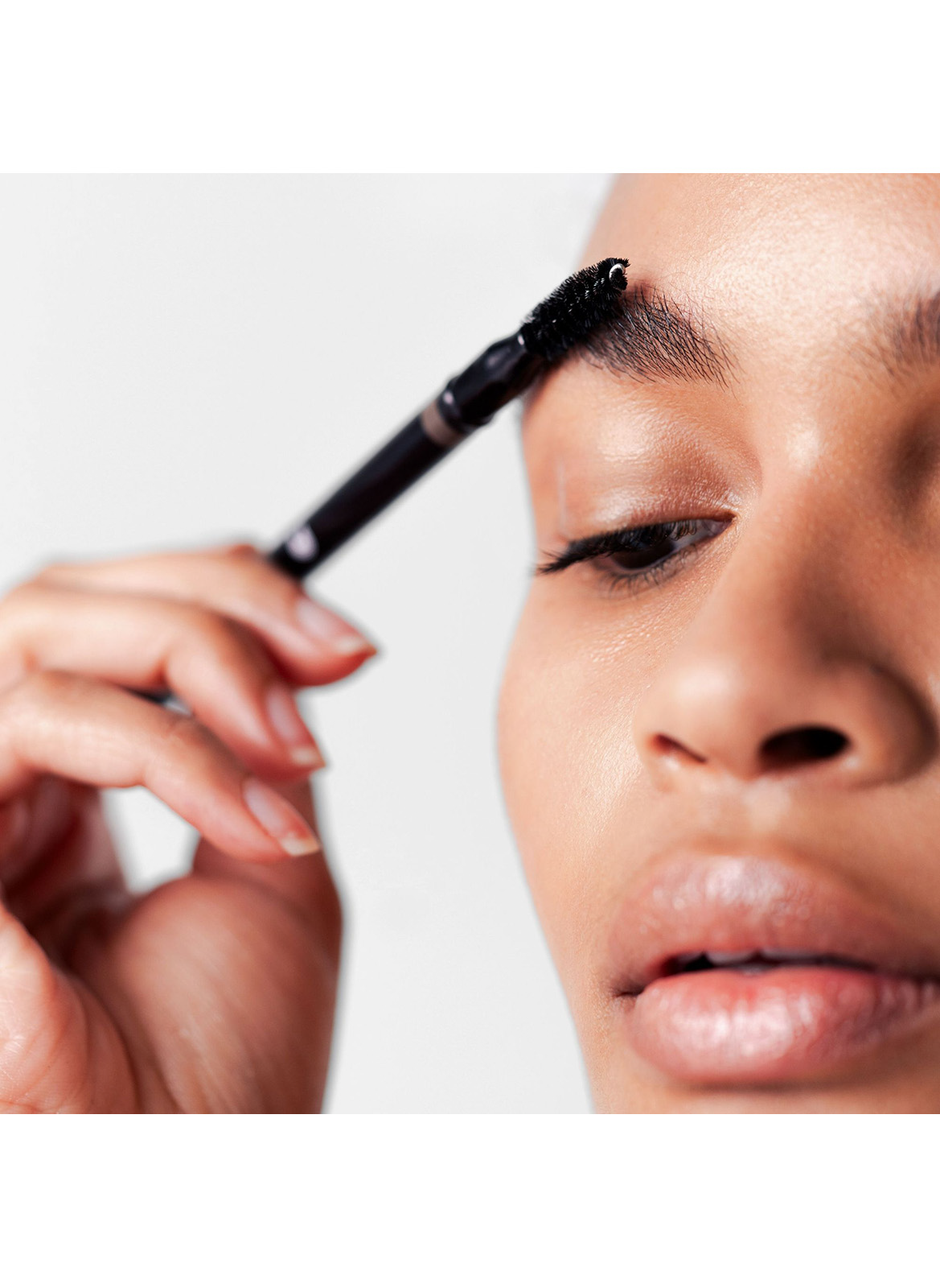 Eyebrow pencil DR. HAUSCHKA 02 brun foncé