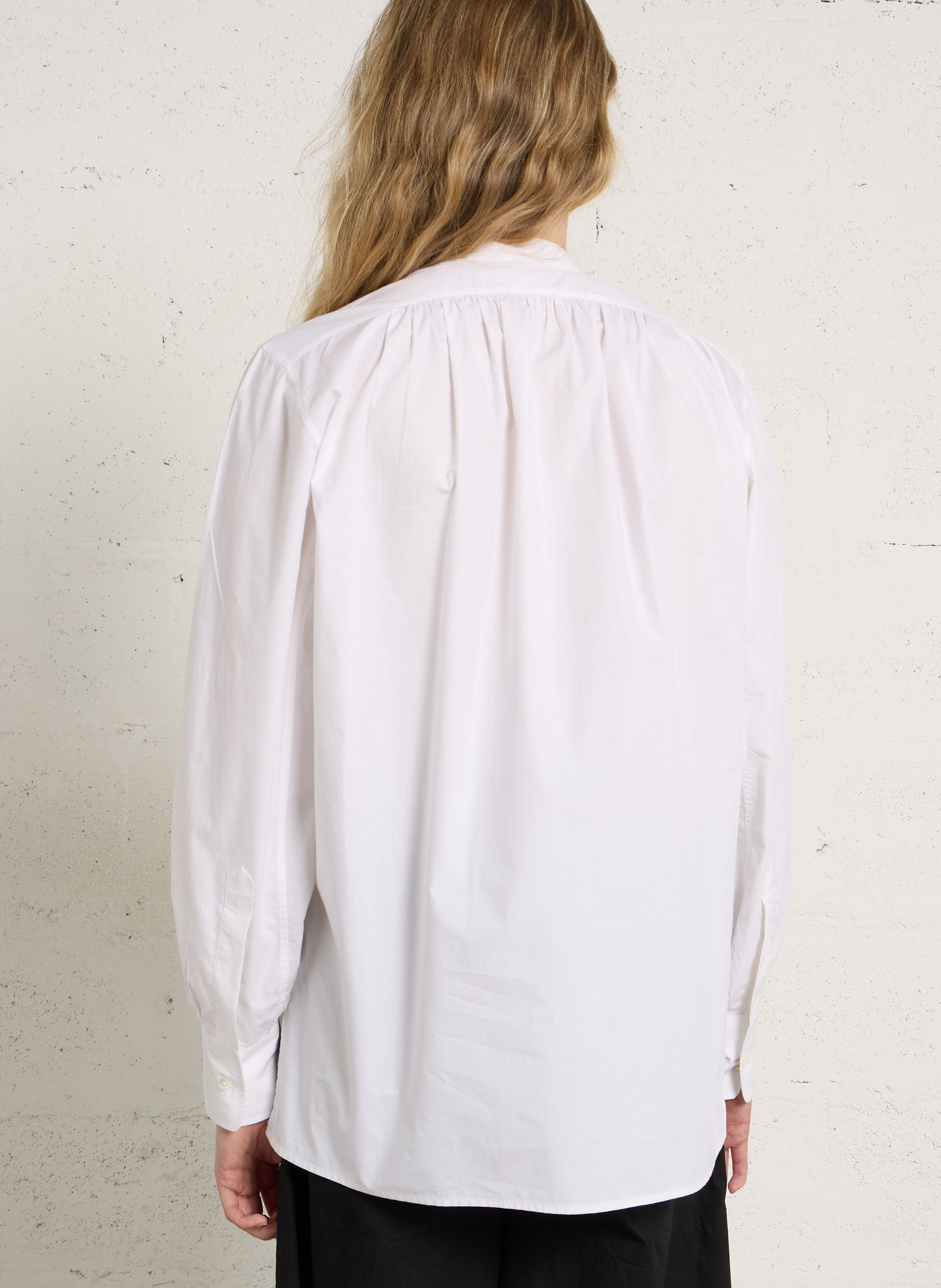 Straight round neck shirt with pleats LAURENCE BRAS White