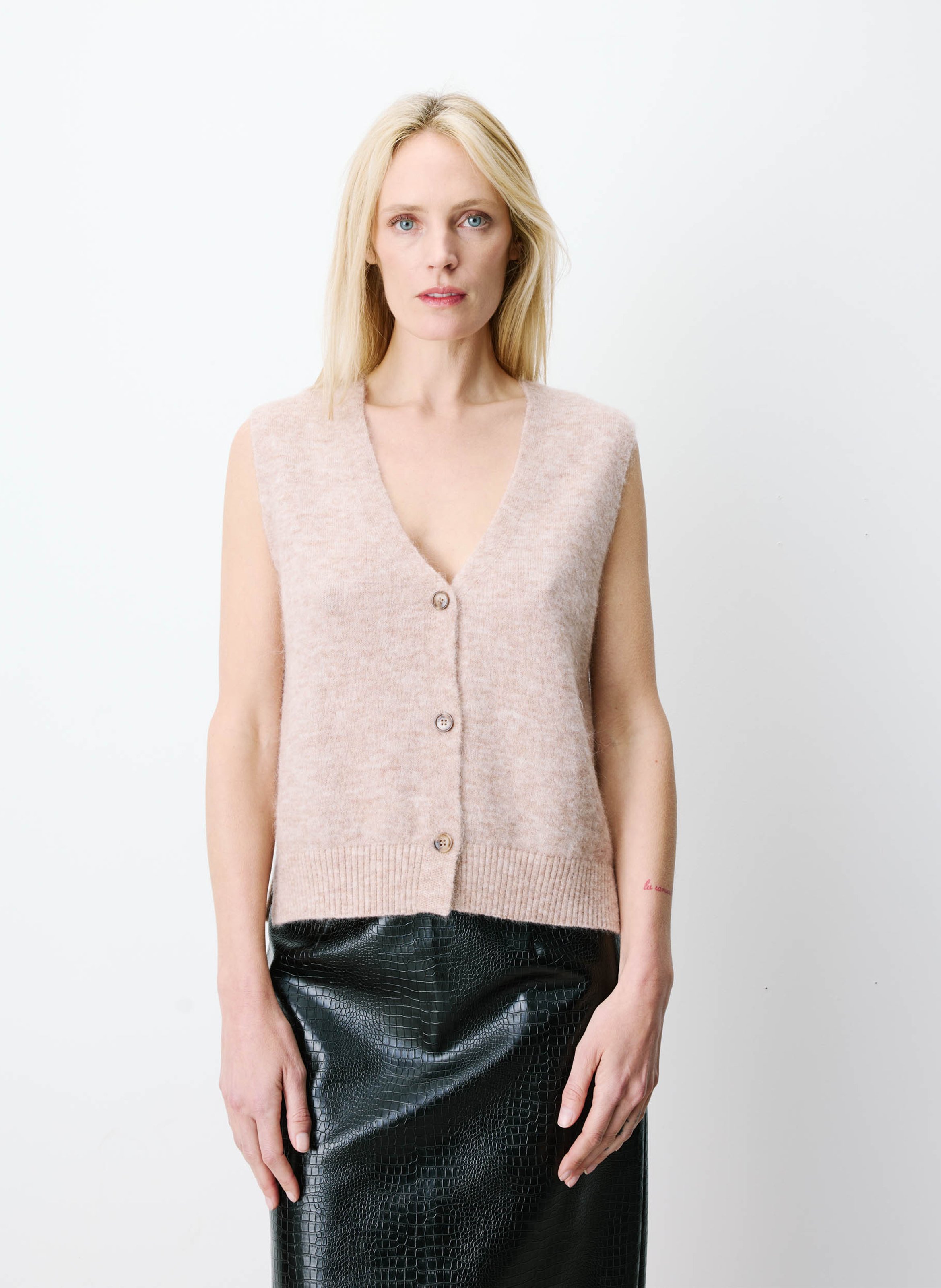 Ärmellose gerade geschnittene Strickjacke aus Wollmischung GRACE ET MILA