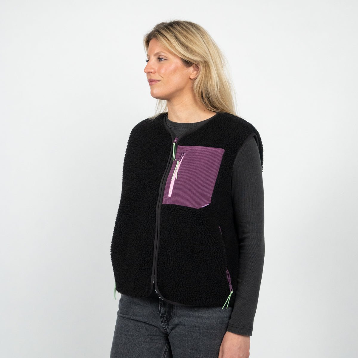 Sleeveless Sherpa Zip-Up Vest Black