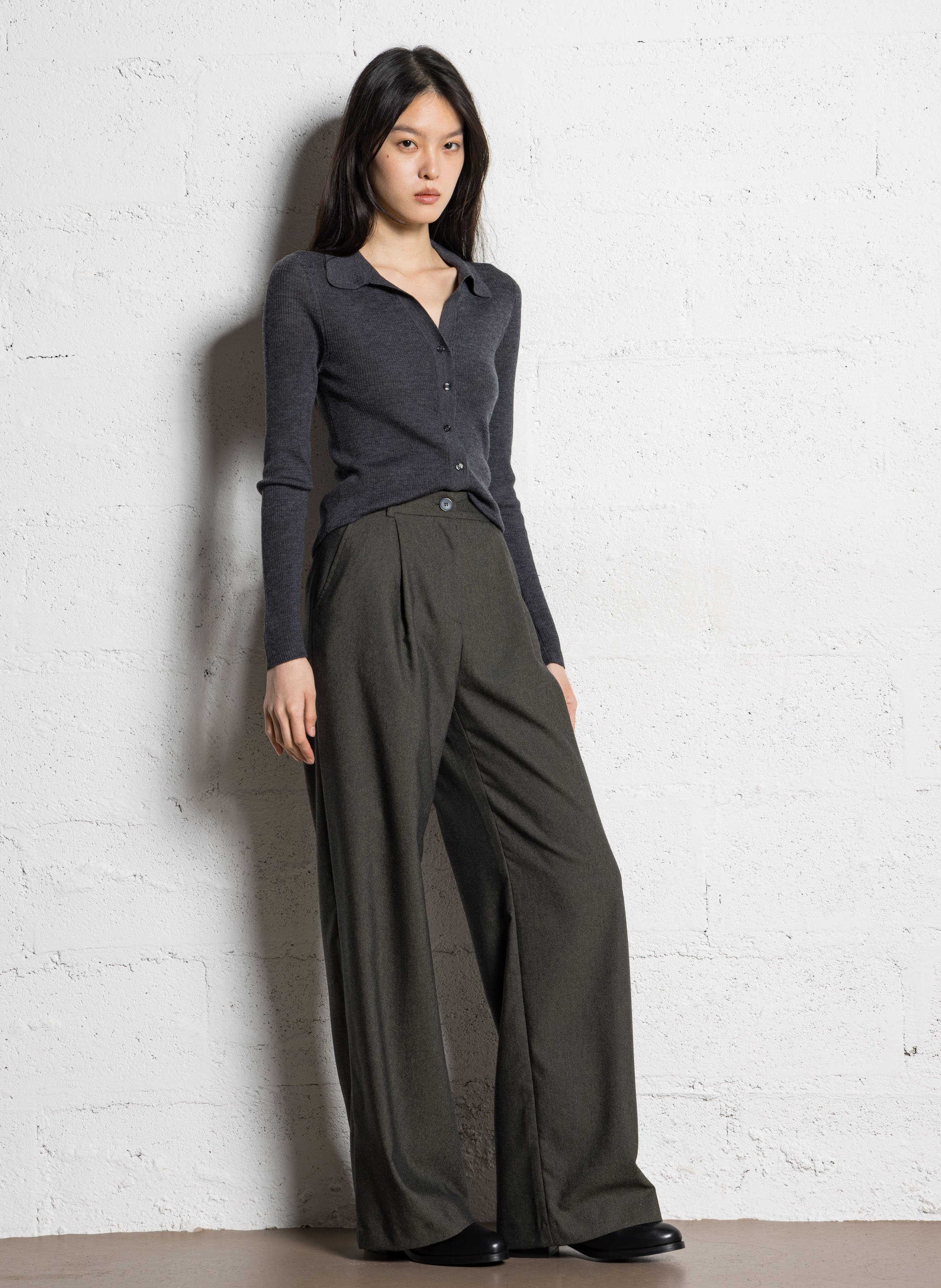 Recht vest met V-hals van wol MAJESTIC FILATURES Grijs