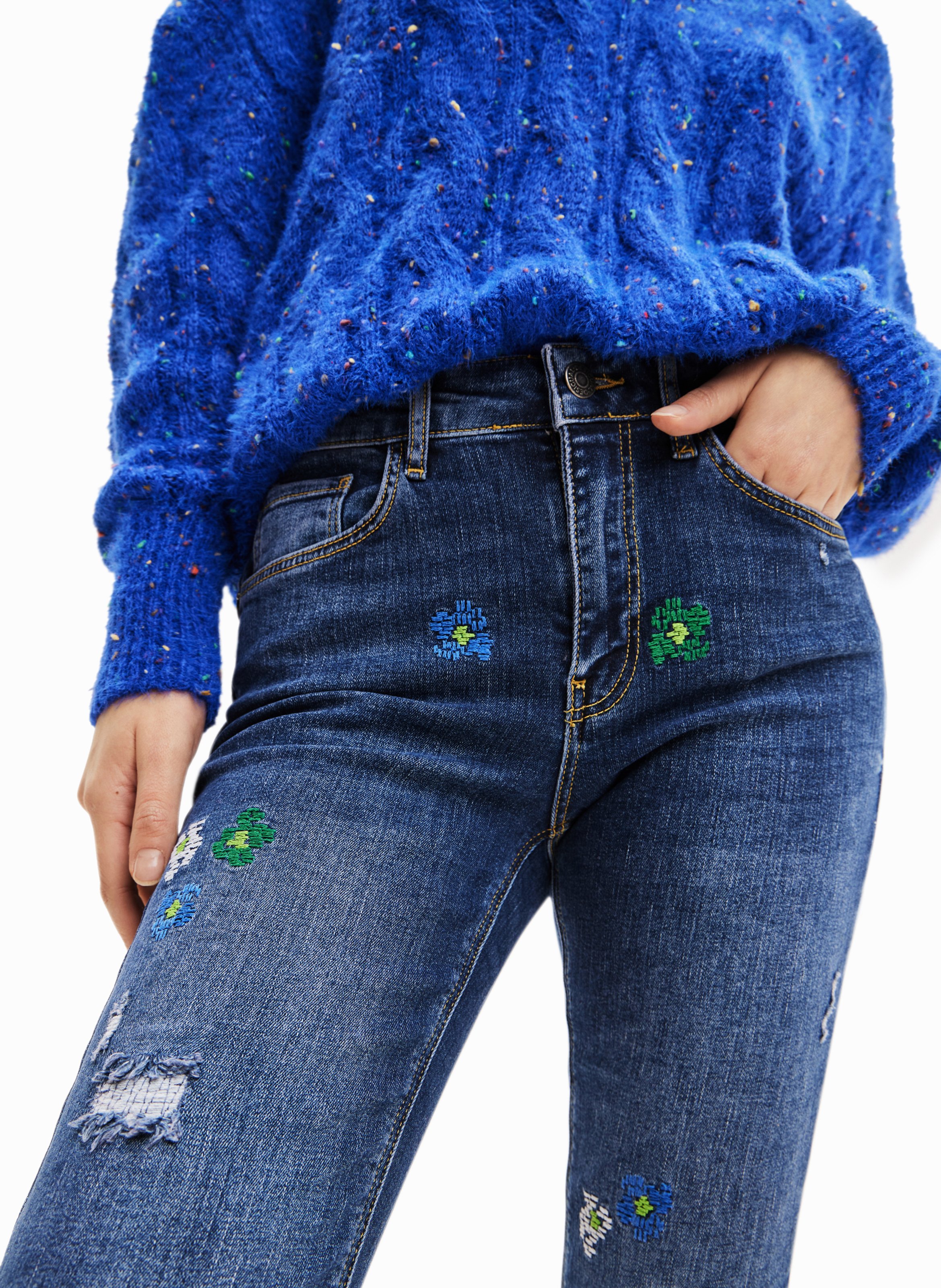 Desigual best sale embroidered jeans