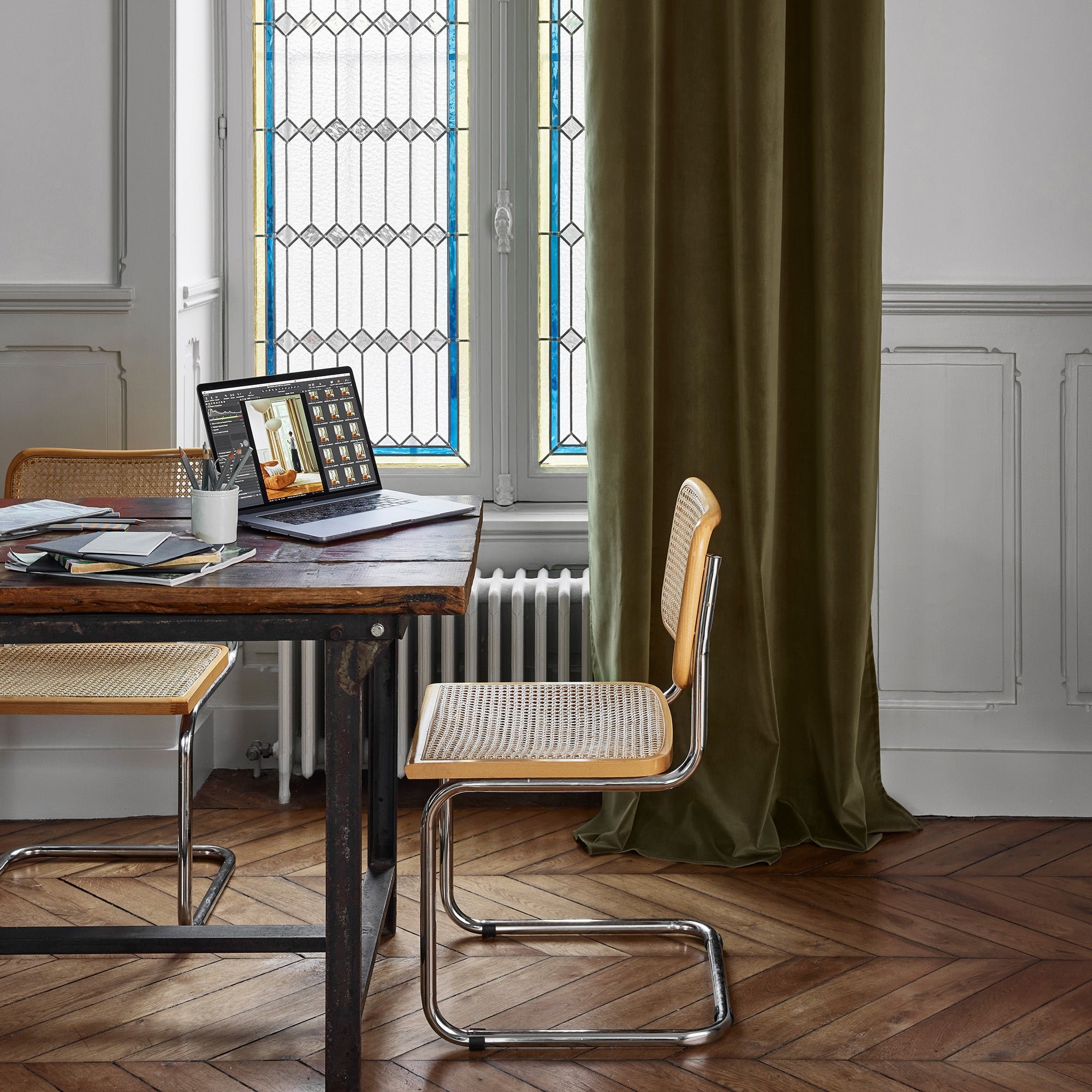 Curtain with gilt eyelets MADURA