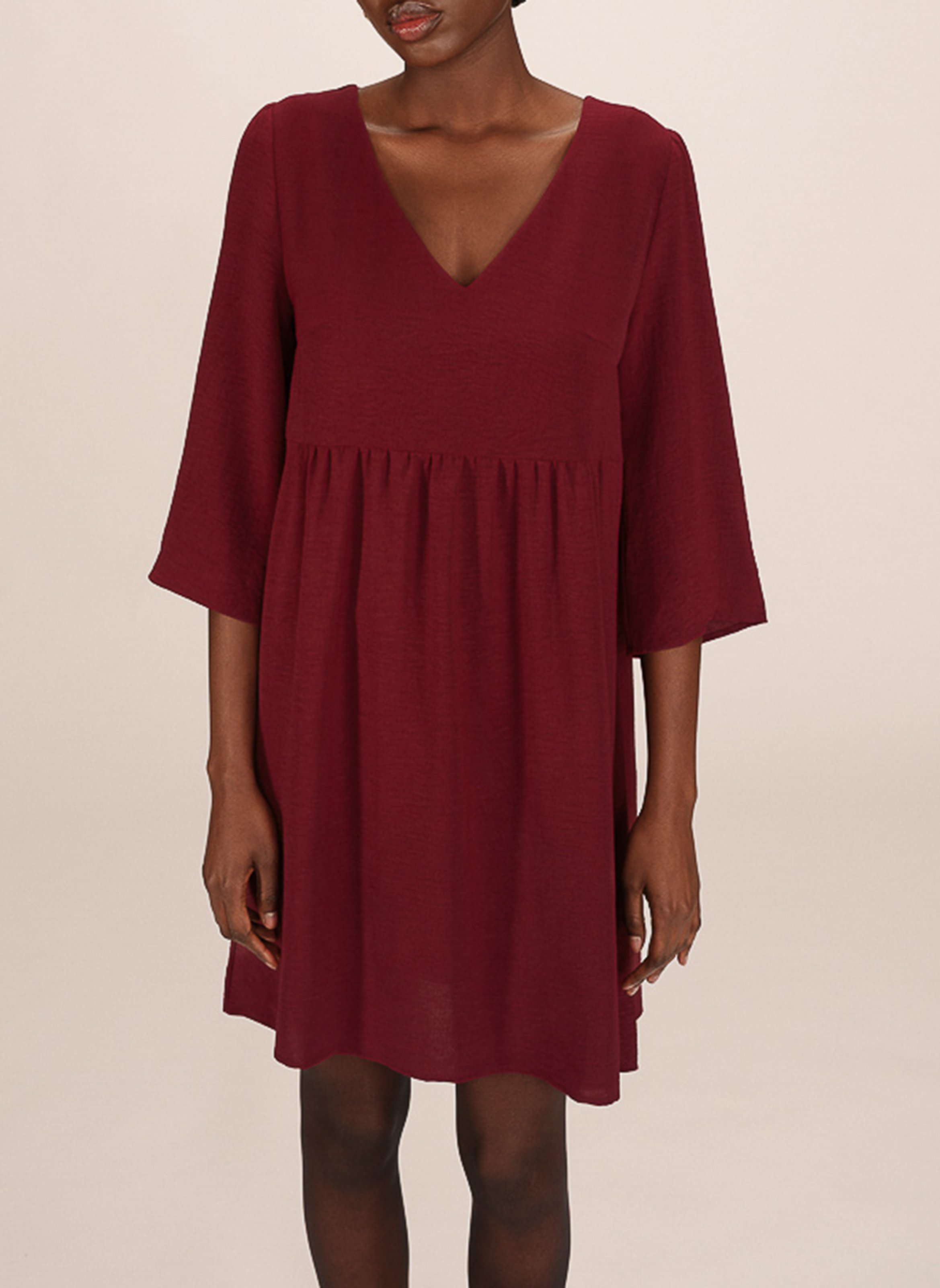 Robe courte col V unie GRACE ET MILA Rouge