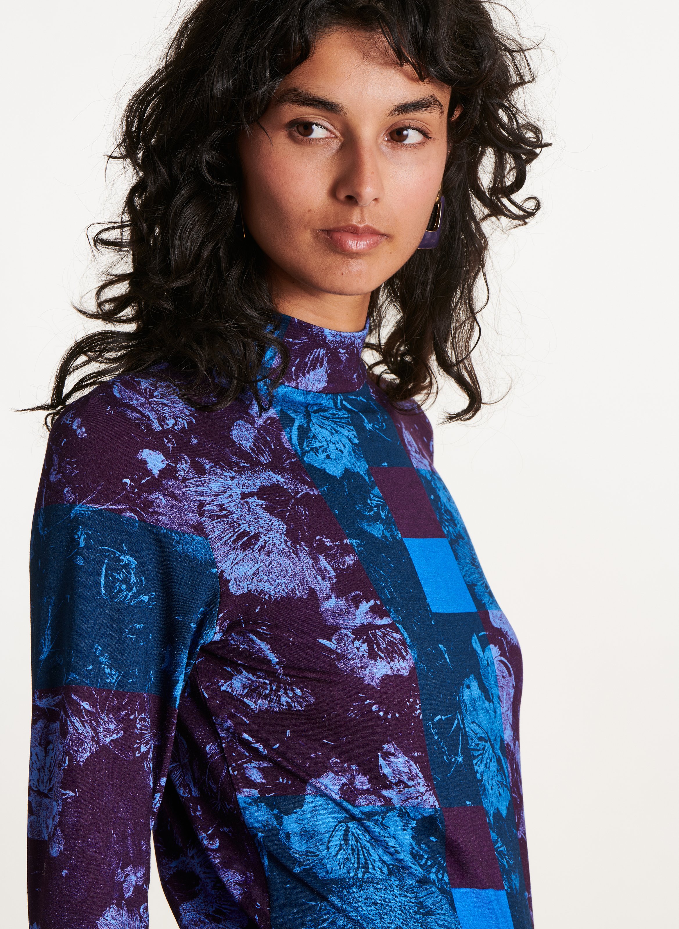 T-shirt met opstaande kraag en bloemenprint LA FEE MARABOUTEE Violet