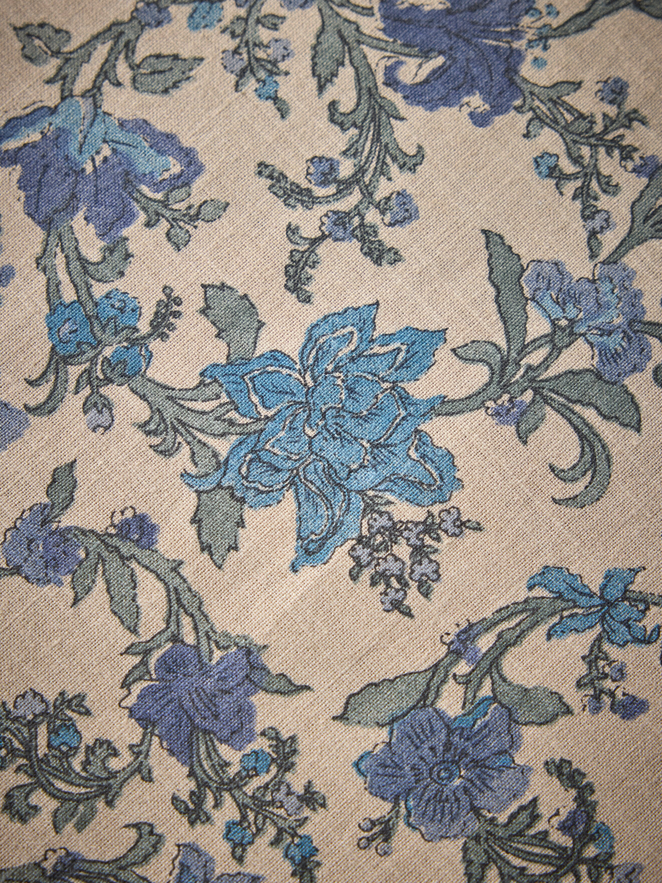 Aurora cotton tablecloth with a linen-look woven texture CYRILLUS Blue