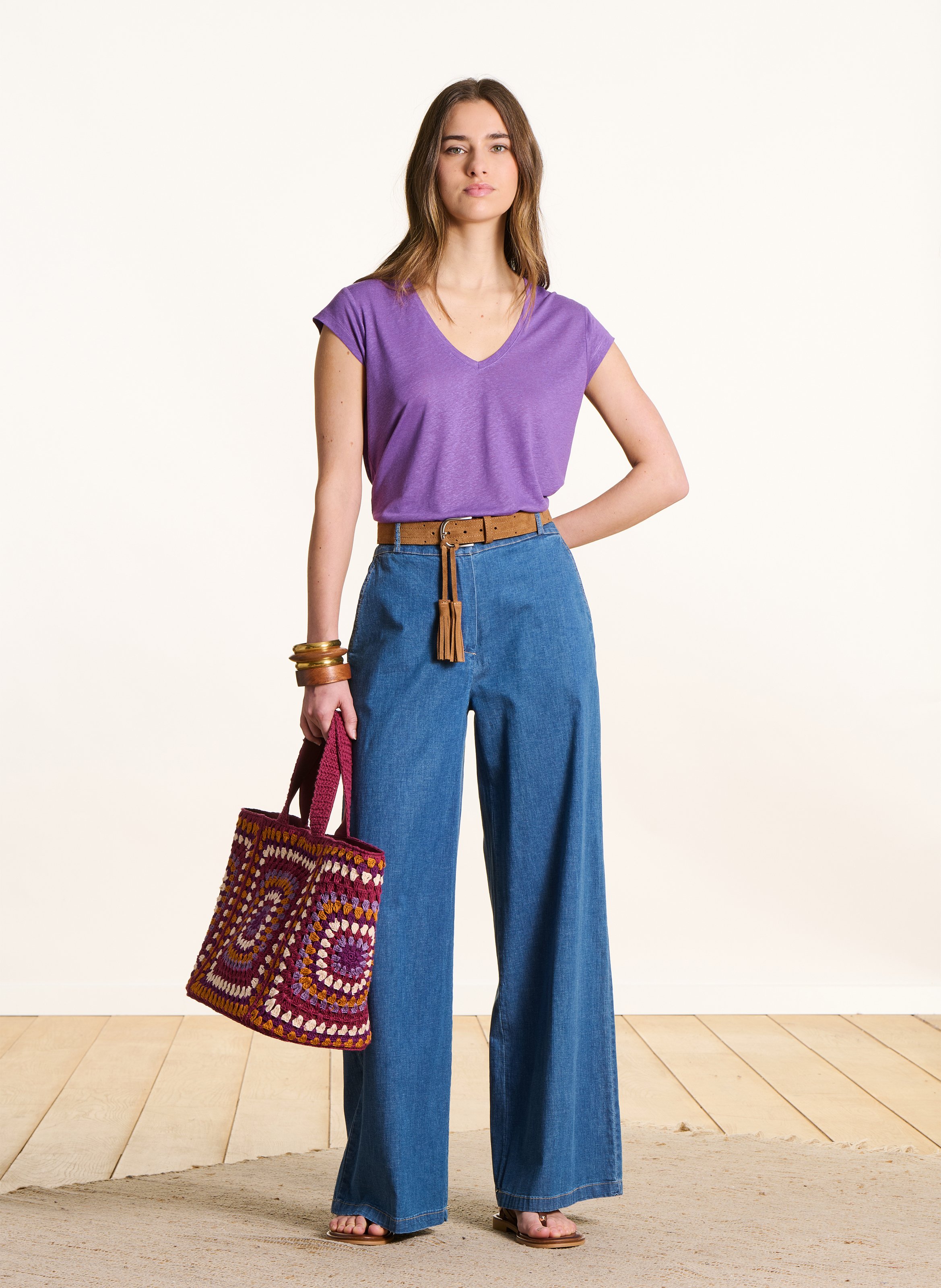 Tee-shirt droit uni col V LA FEE MARABOUTEE Violet