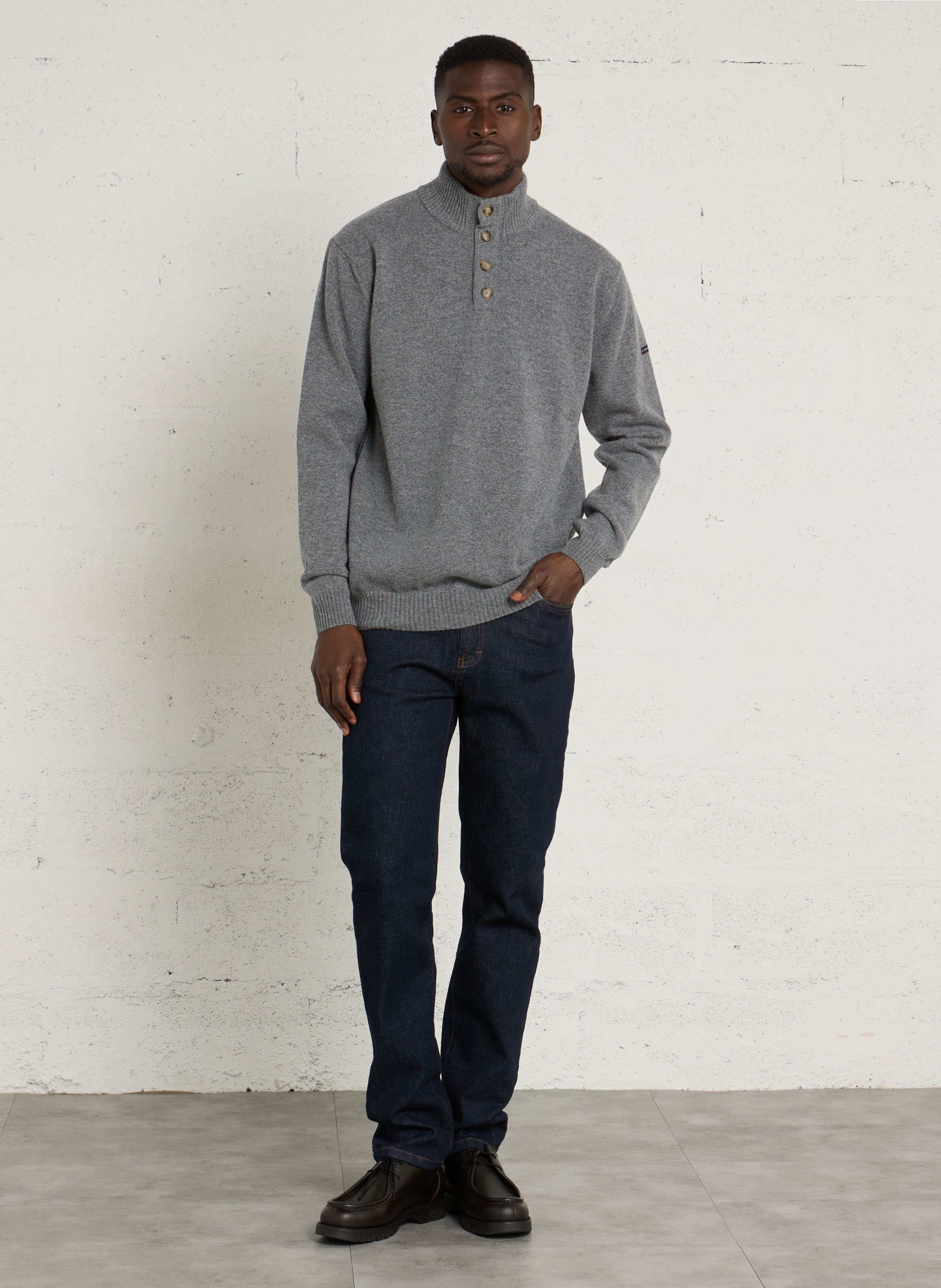 Gerader Pullover mit Stehkragen aus Wolle ARMOR LUX Grau