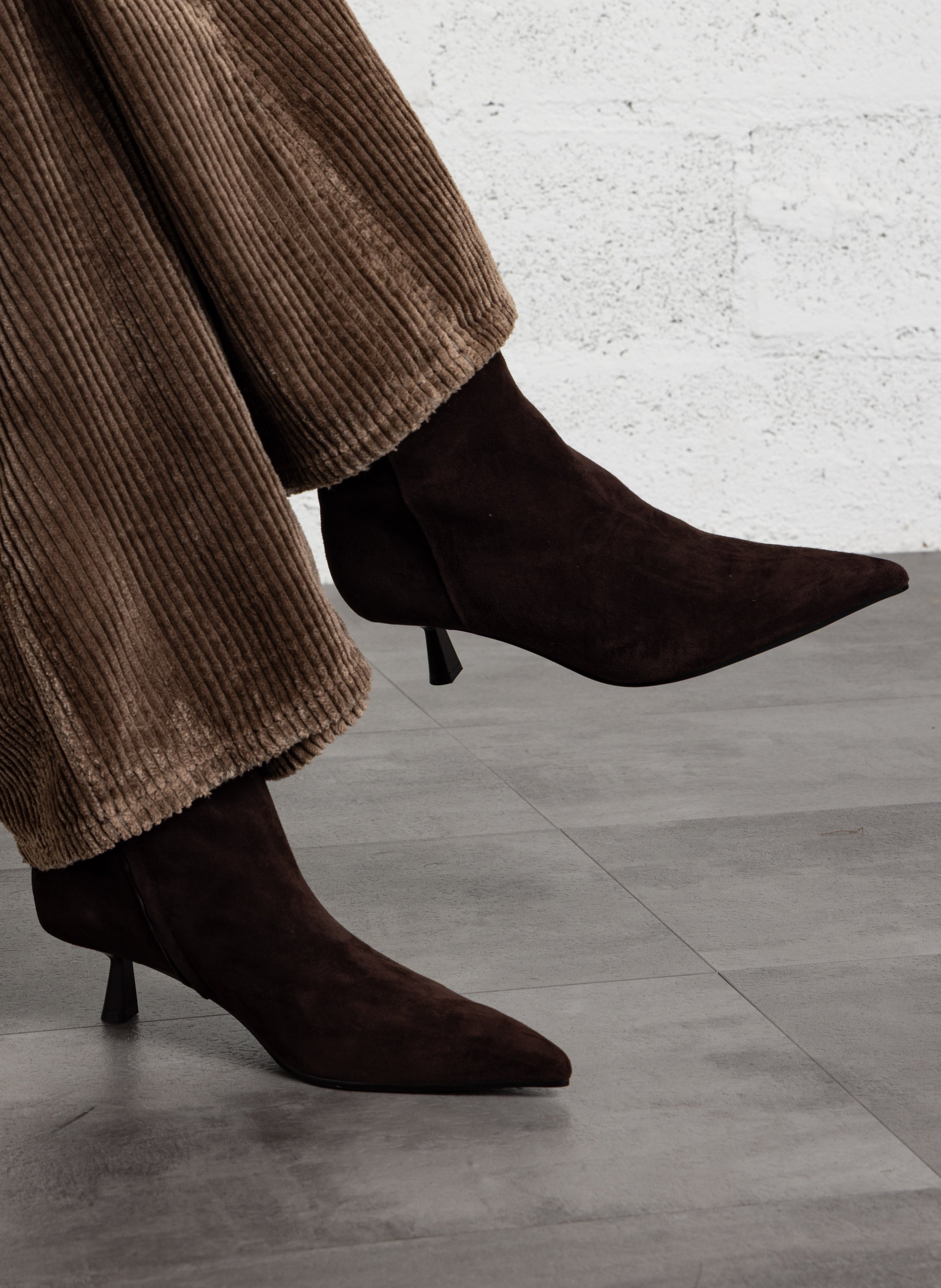 Botines de cuero de gamuza BIBI LOU Marron