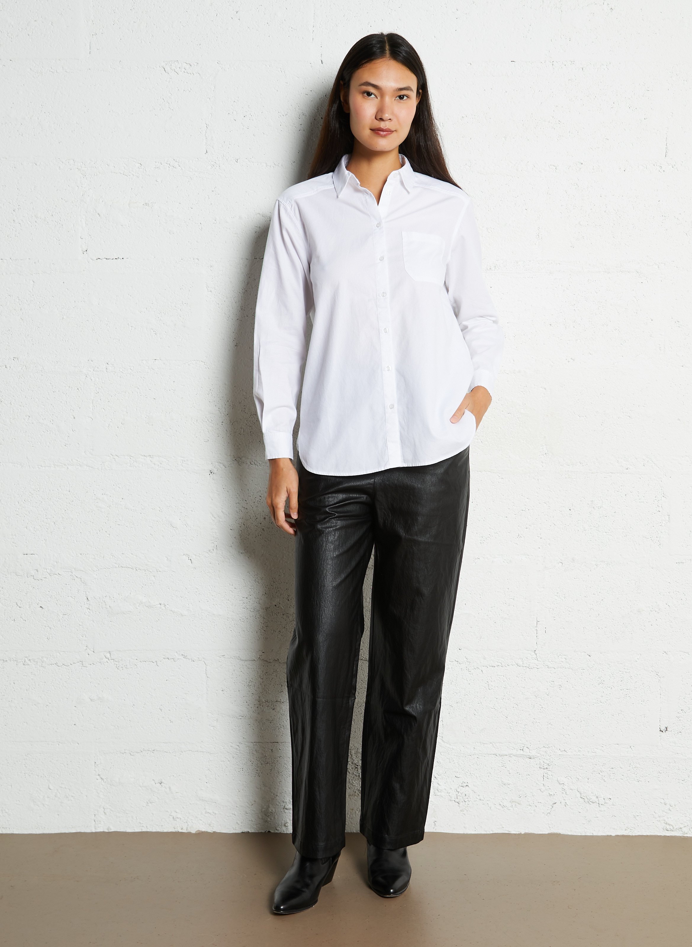 Gerade geschnittene Hose in Leder-Optik THE KORNER Schwarz