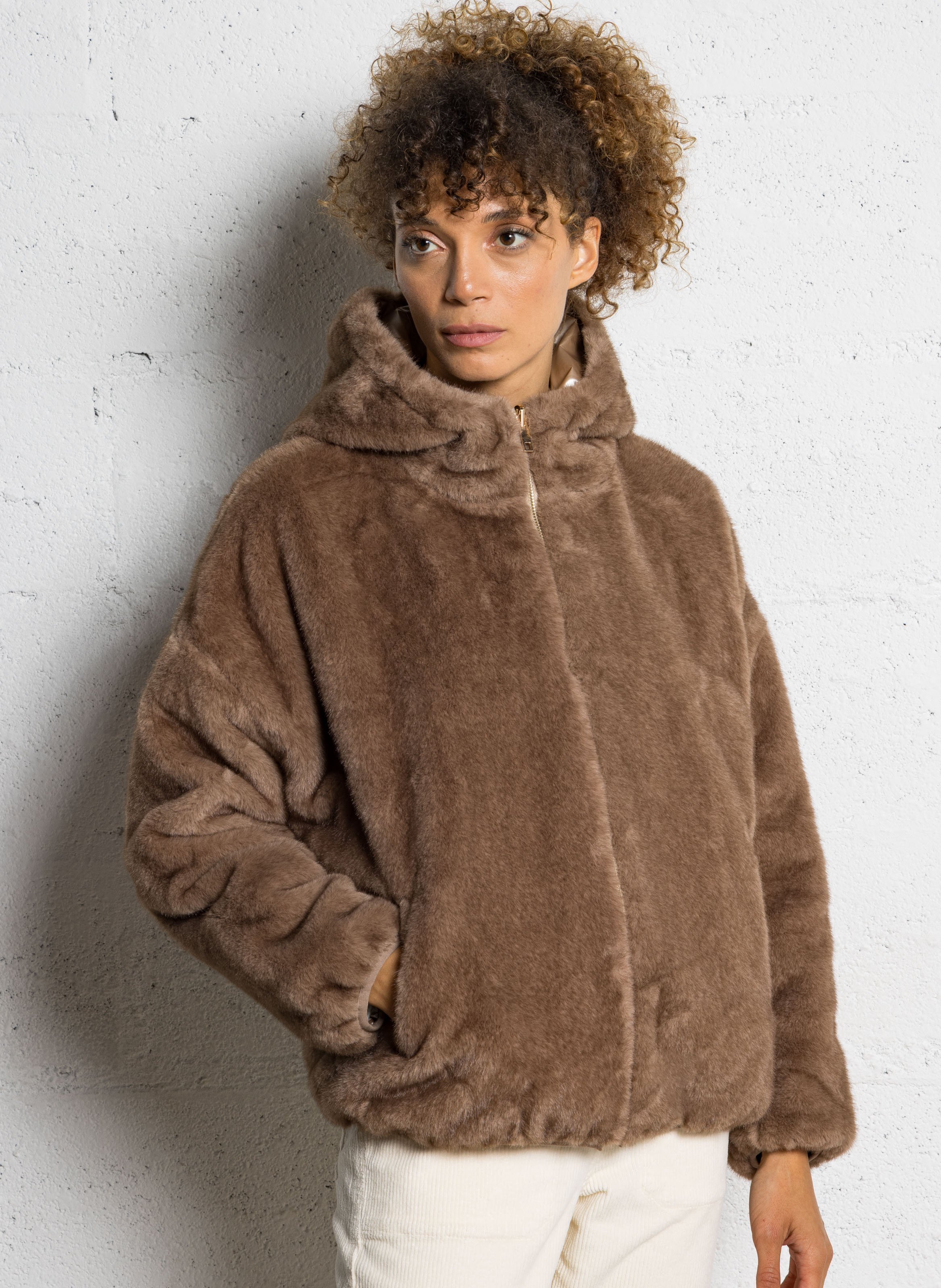 Daunenjacke mit Kapuze LA PETITE ETOILE Braun