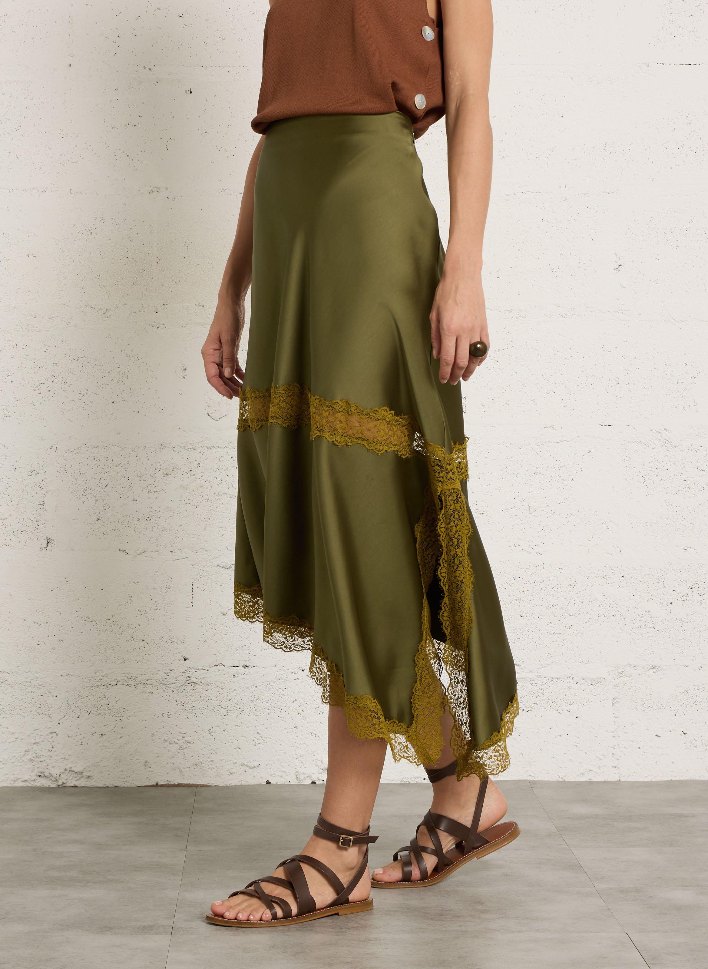 Asymmetrischer Midi-Spitzenrock IMPERIAL Grun