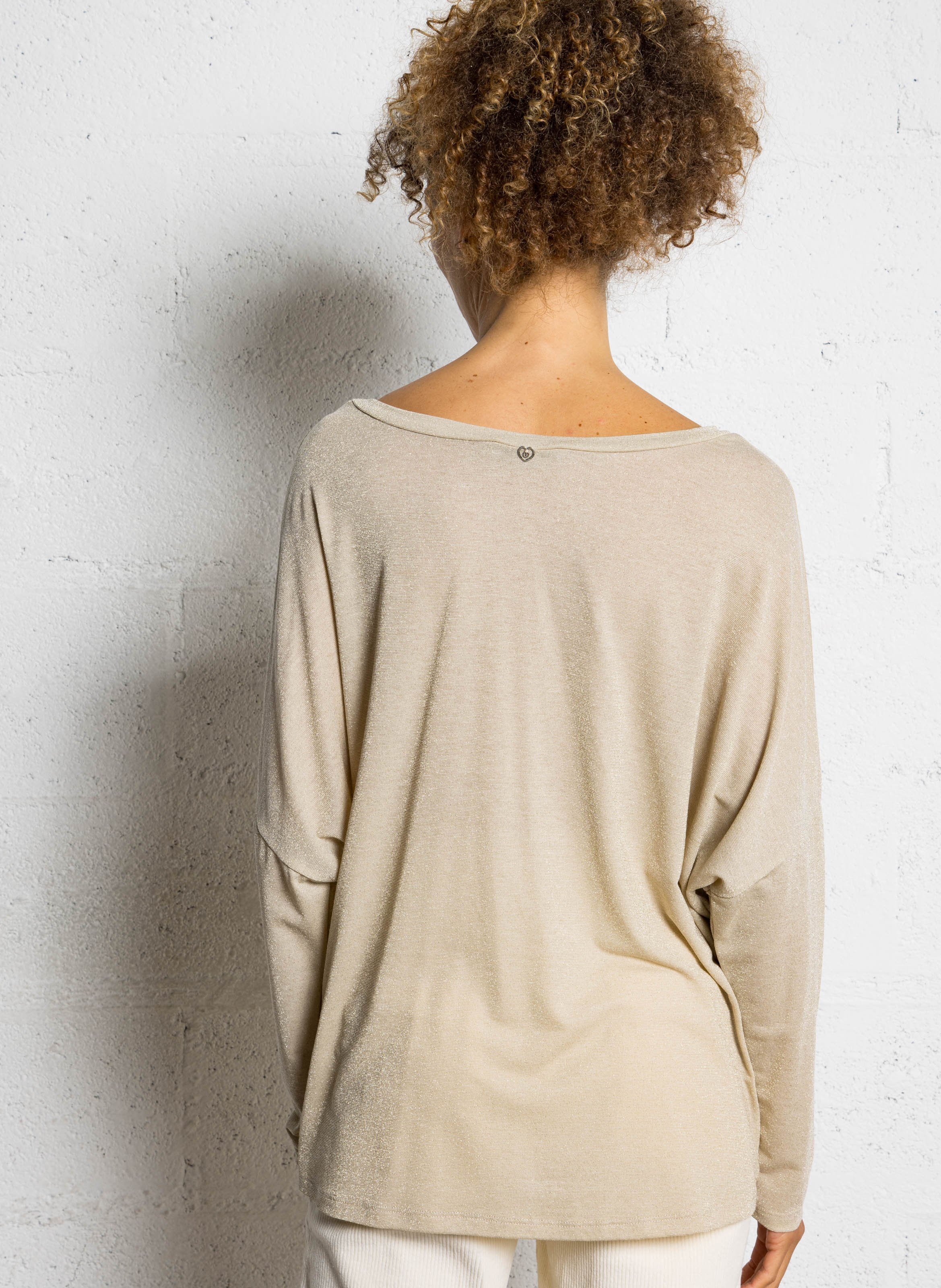 Wijde top met boothals PLEASE Beige