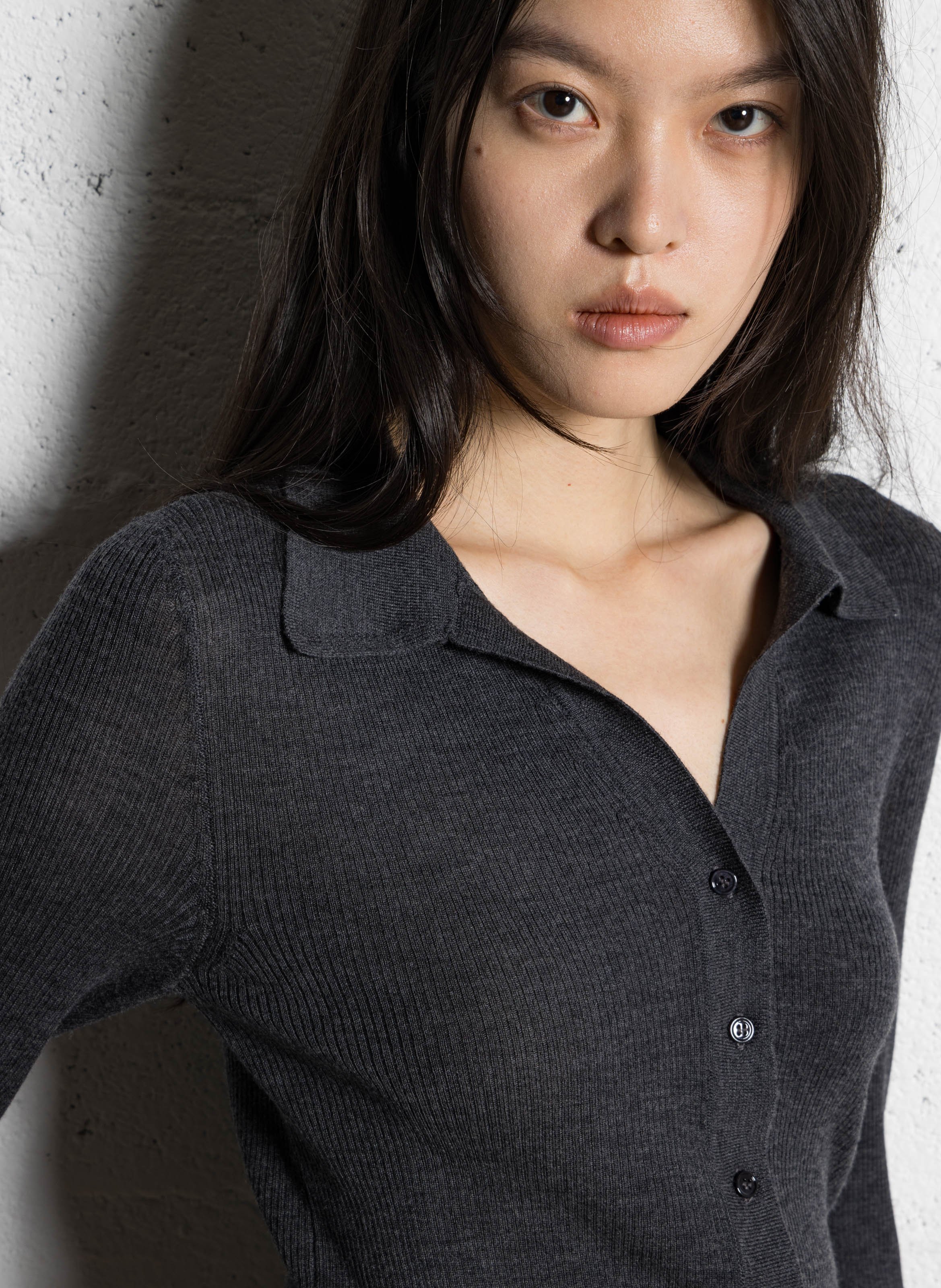 Recht vest met V-hals van wol MAJESTIC FILATURES Grijs