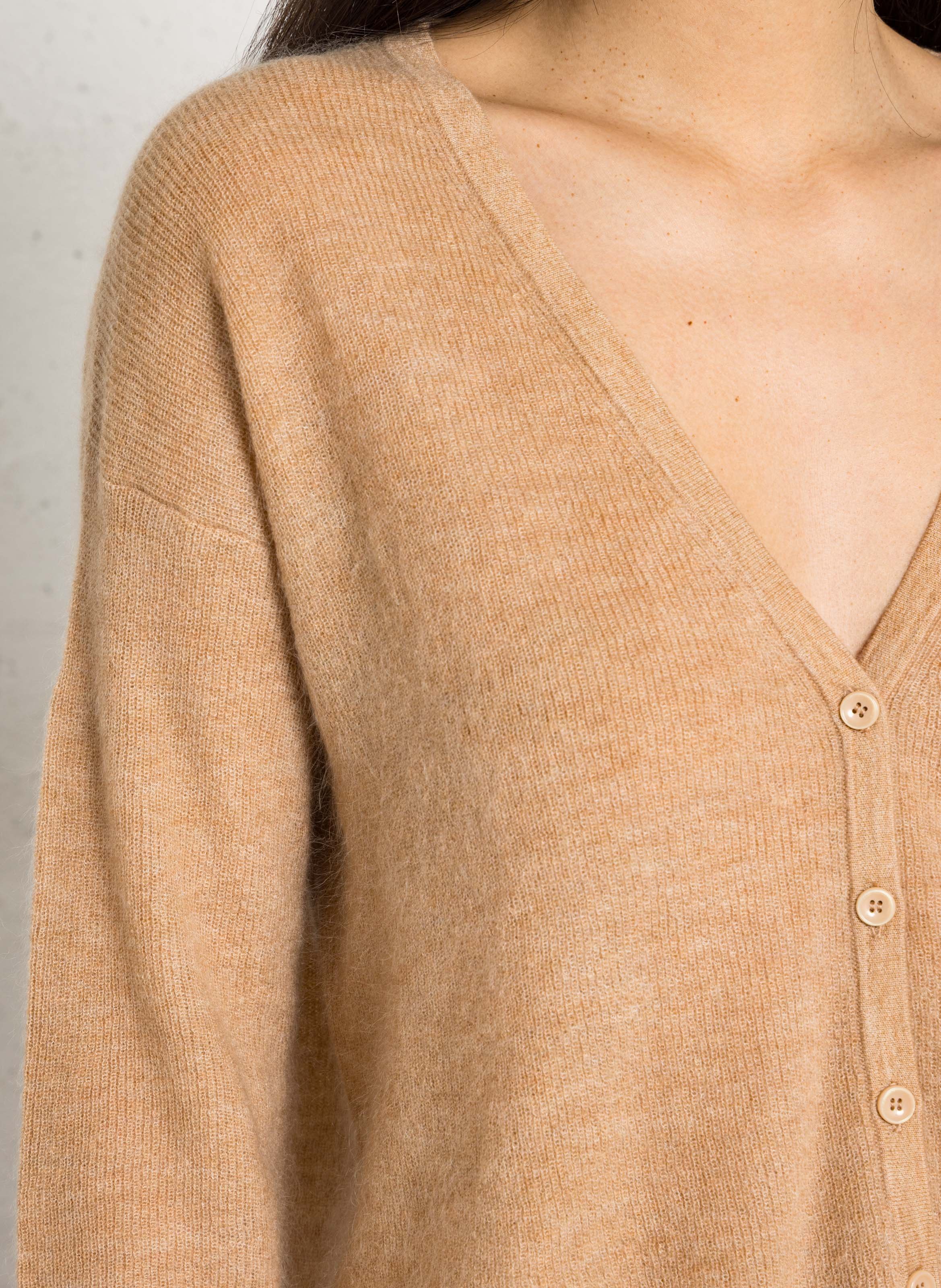 Straight knit V-neck cardigan MAISON 123 Beige